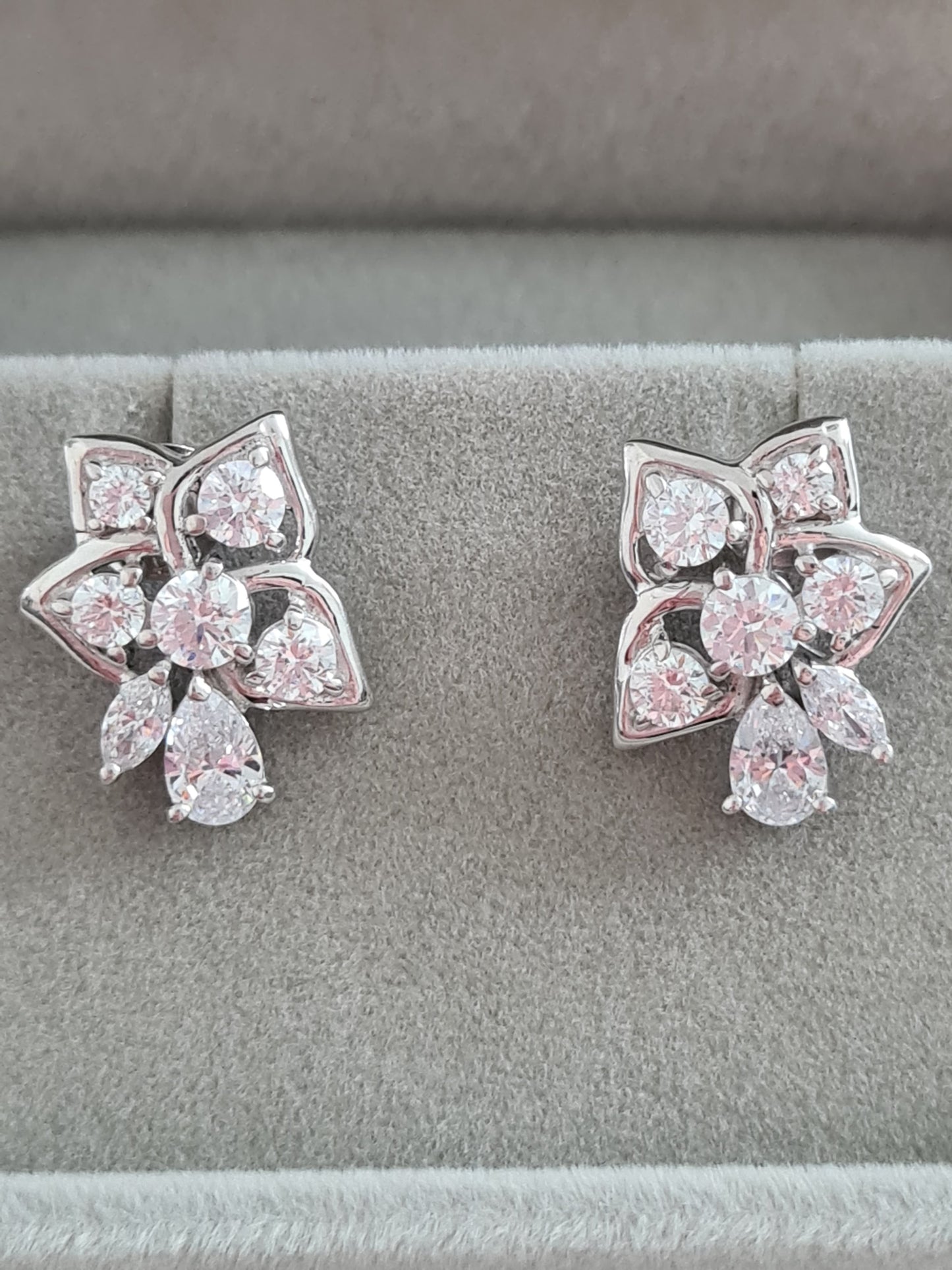 Swarovski Zirconia Floral Stud Earrings 925 Sterling Silver