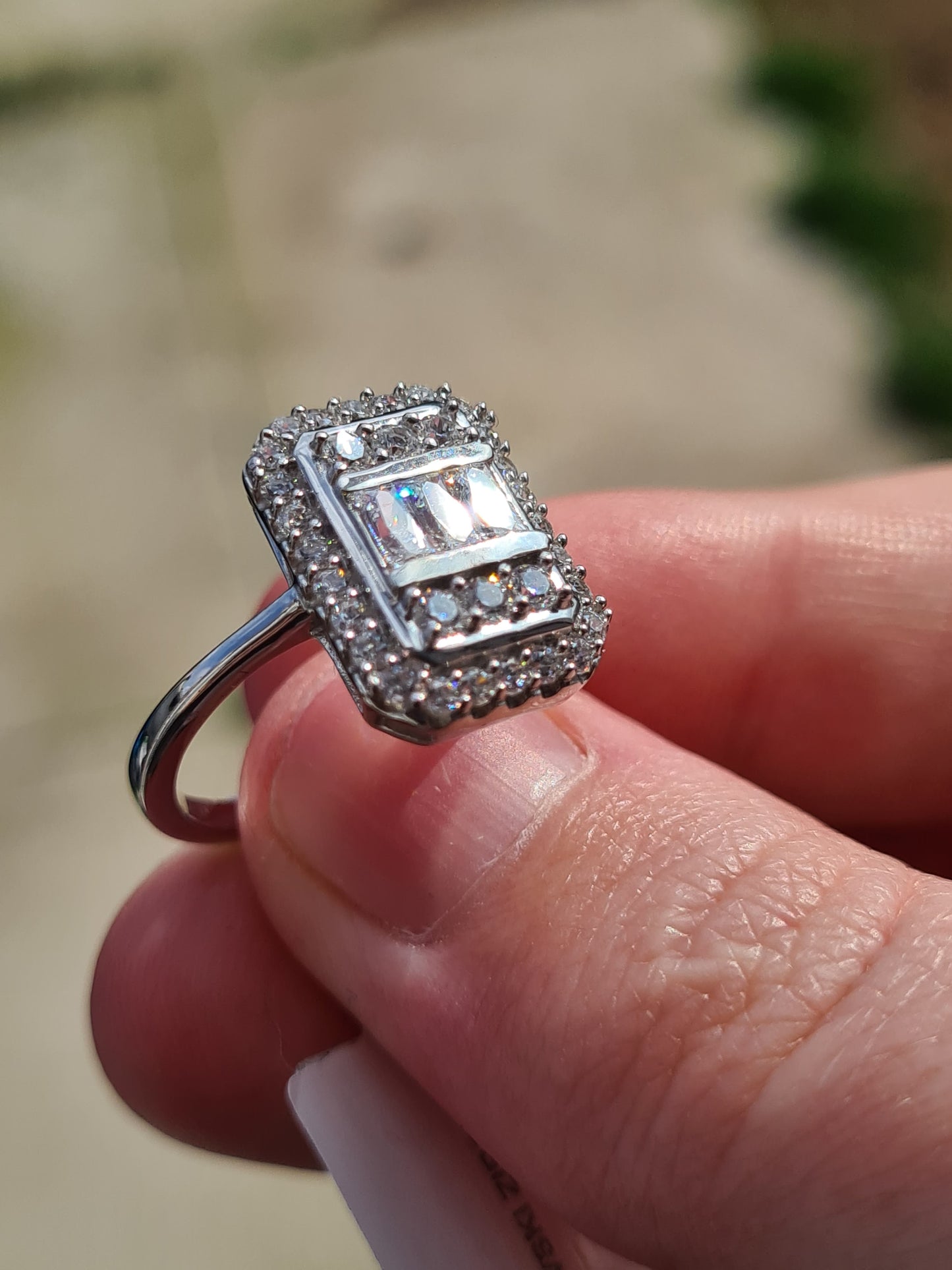 Swarovski Zirconia Cluster Cocktail Style Ring SIZE N