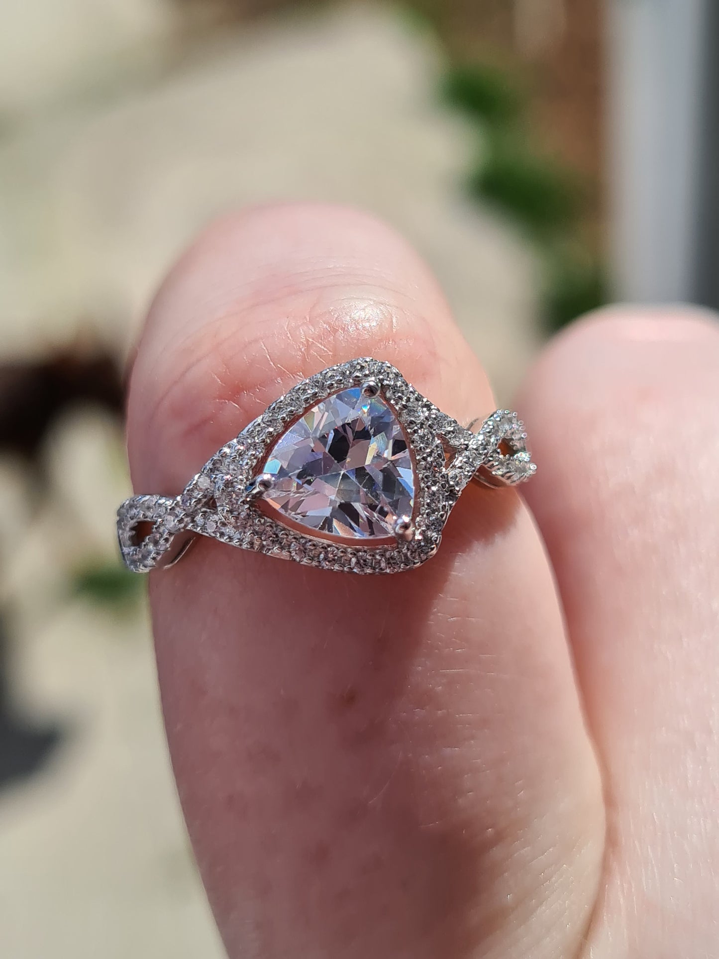 Simulated Diamond Criss-Cross  Ring 925 Sterling Silver SIZE S