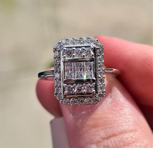 Swarovski Zirconia Cluster Cocktail Style Ring SIZE N