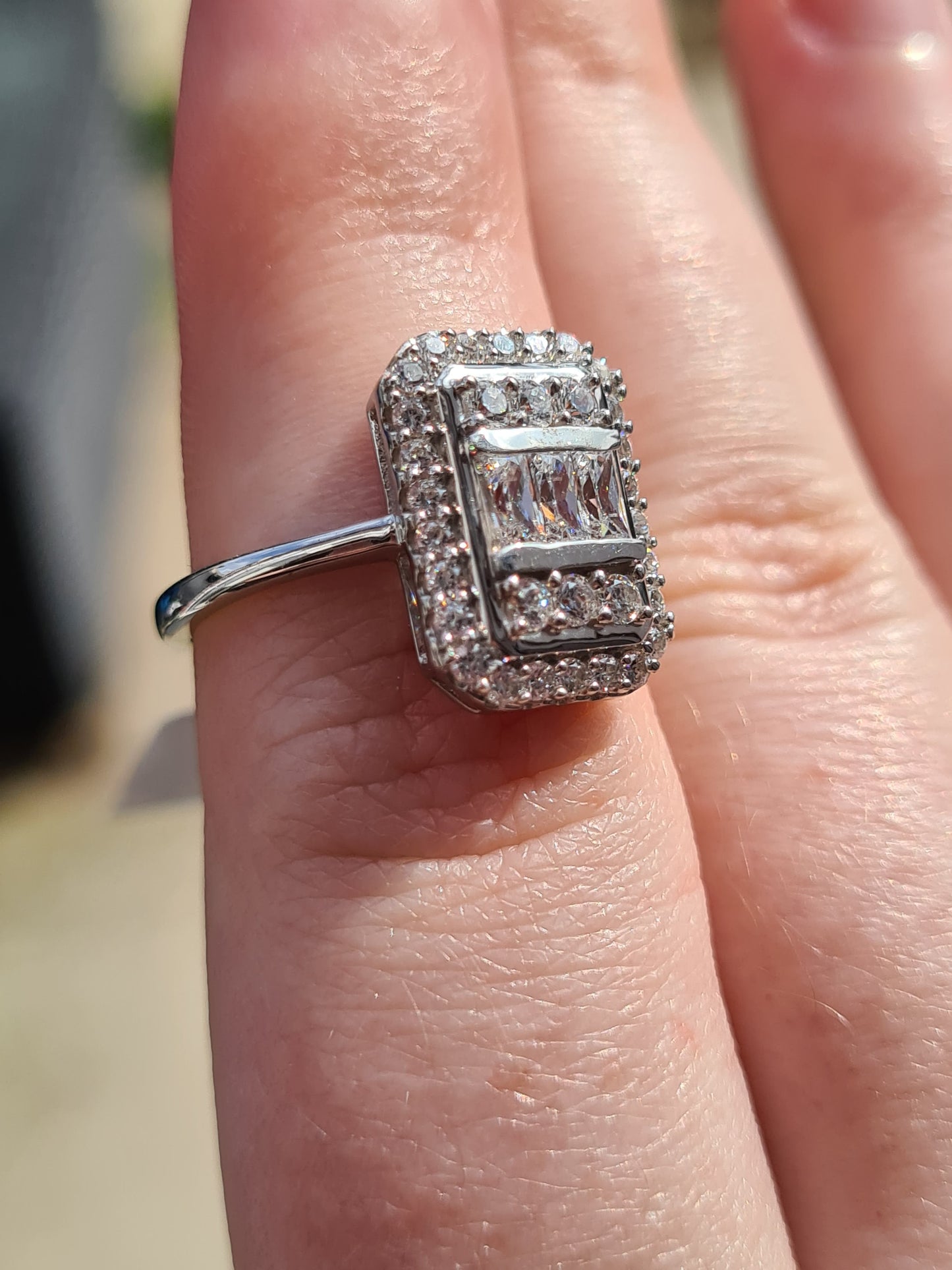 Swarovski Zirconia Cluster Cocktail Style Ring SIZE N