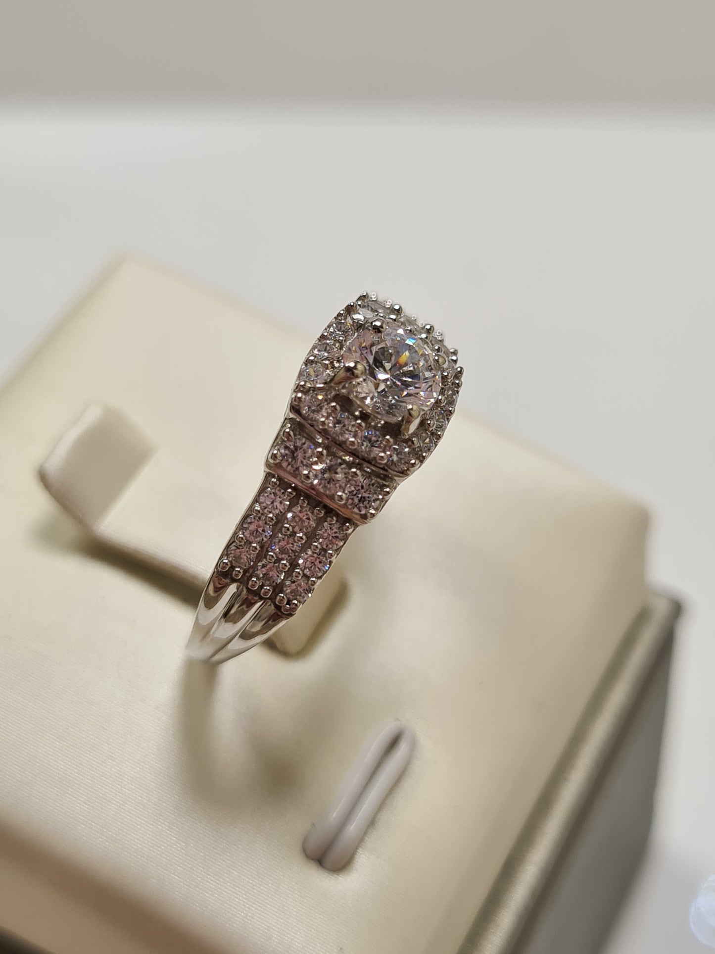 Swarovski Zirconia Cluster Engagement Style Ring SIZE P