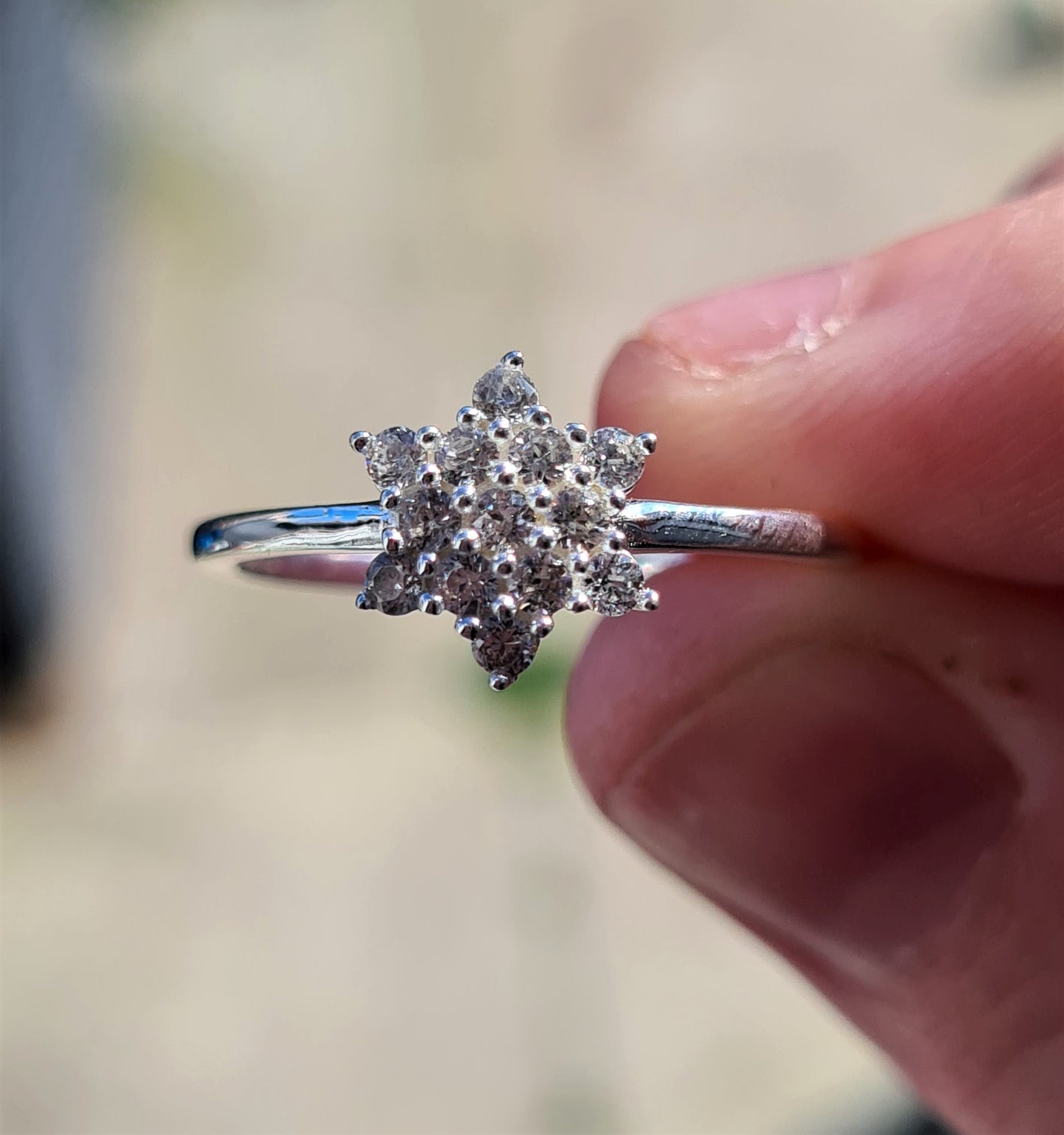 Swarovski Zirconia Star Cluster Ring Sterling Silver SIZE P