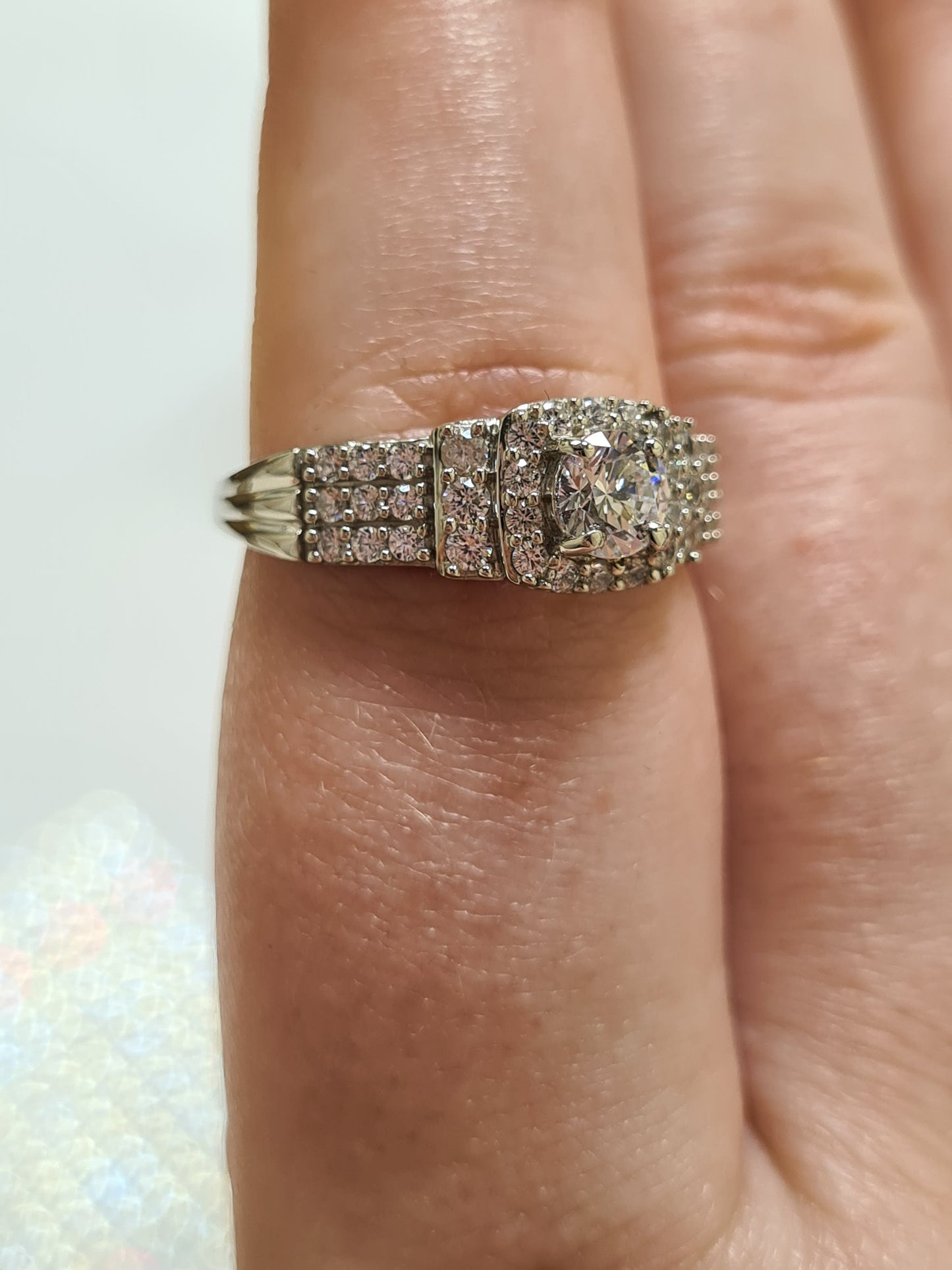 Swarovski Zirconia Cluster Engagement Style Ring SIZE P