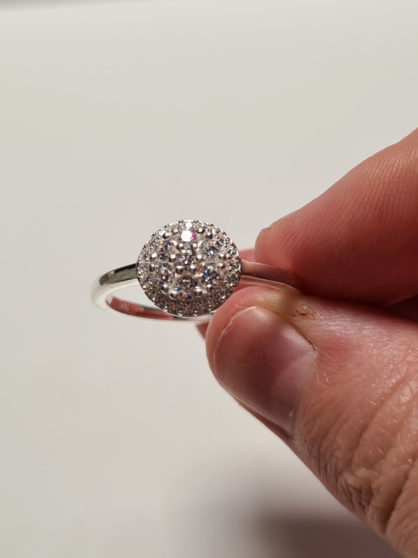 Swarovski Zirconia Round Cut Cluster Sterling Silver Ring SIZE T