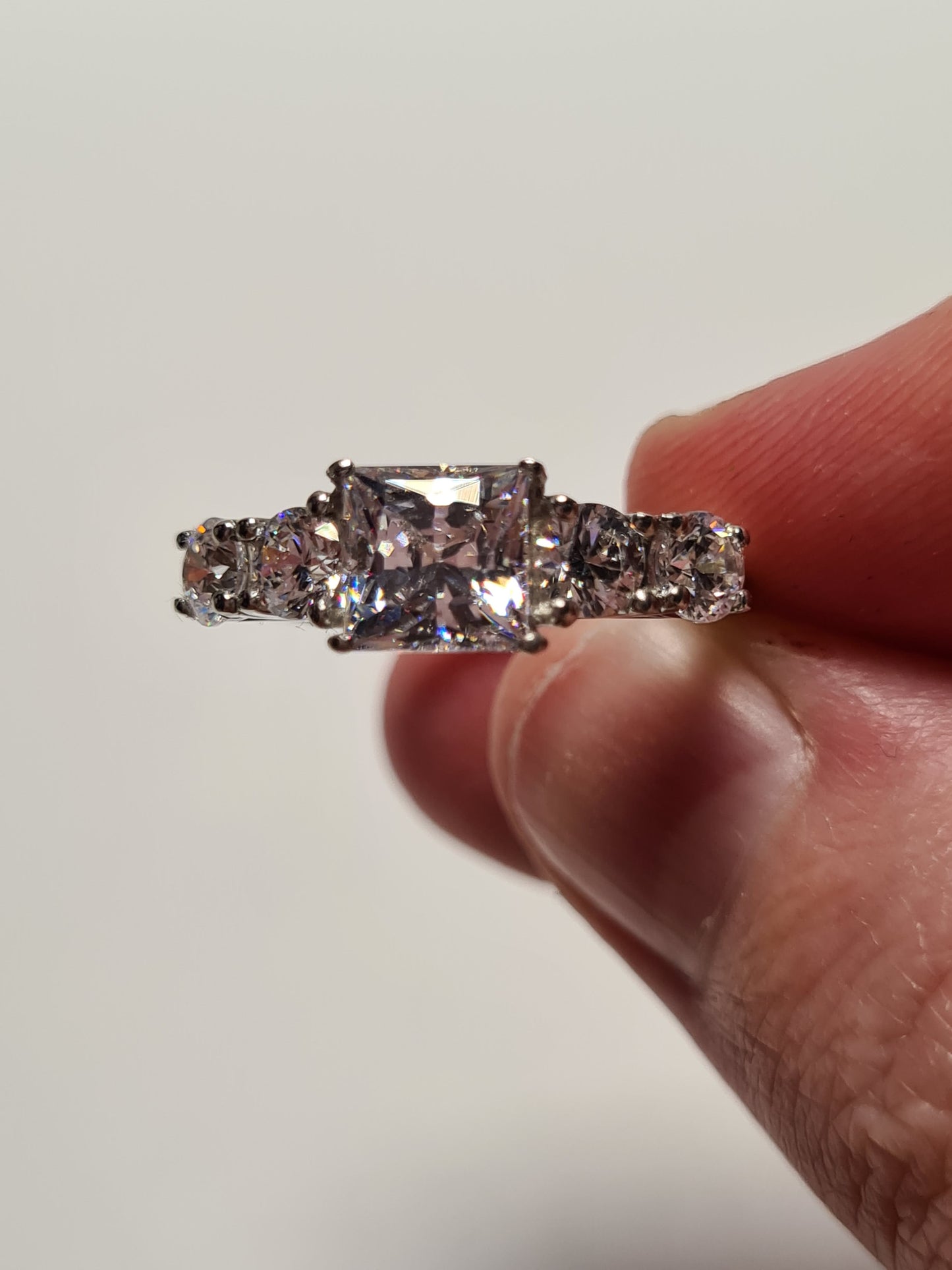 Swarovski Zirconia 5 Stone Ring Sterling Silver SIZE M