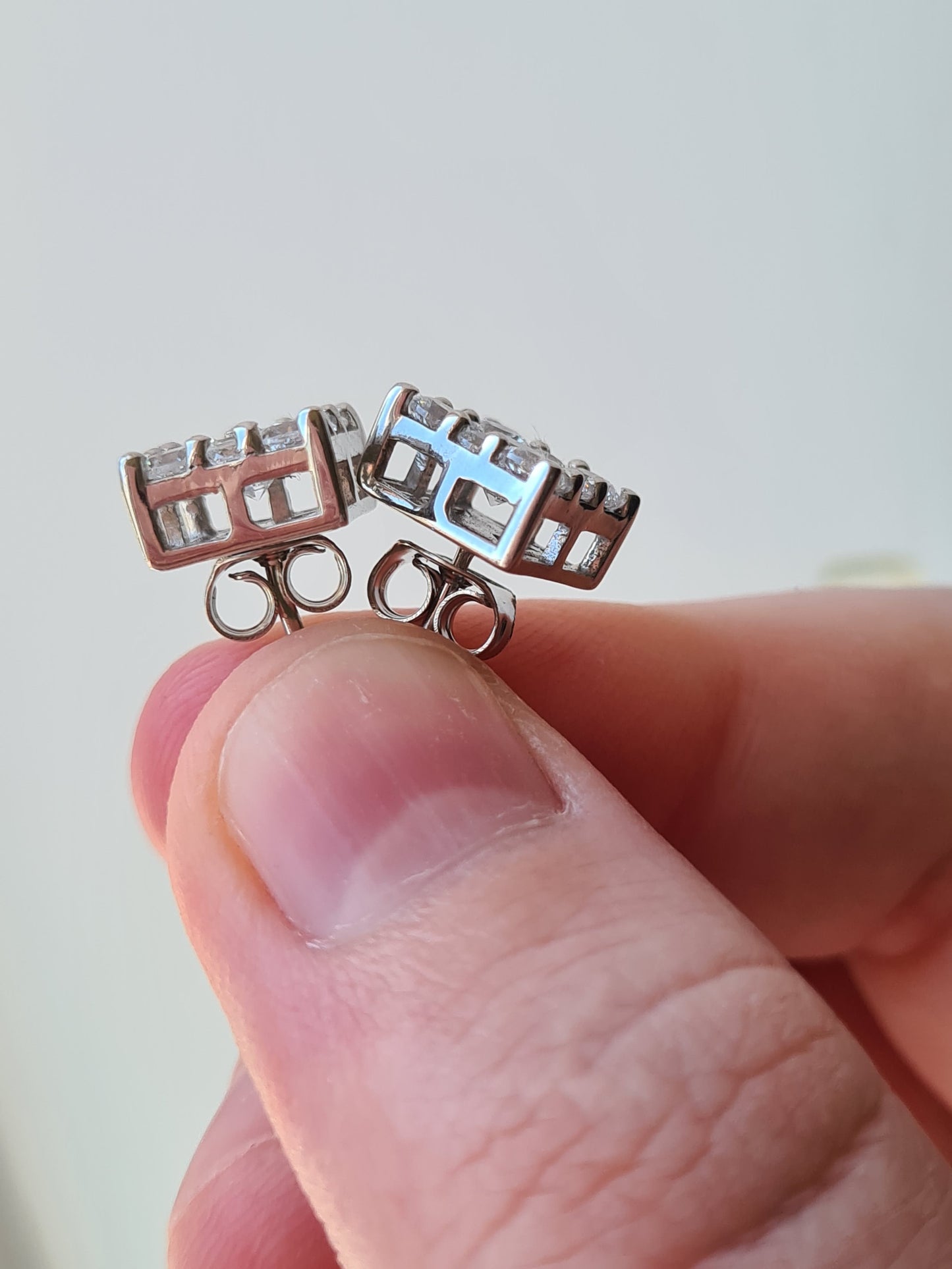 3.35Ct SWAROVSKI ZIRCONIA Cluster Stud Earrings 925 Sterling Silver Earrings