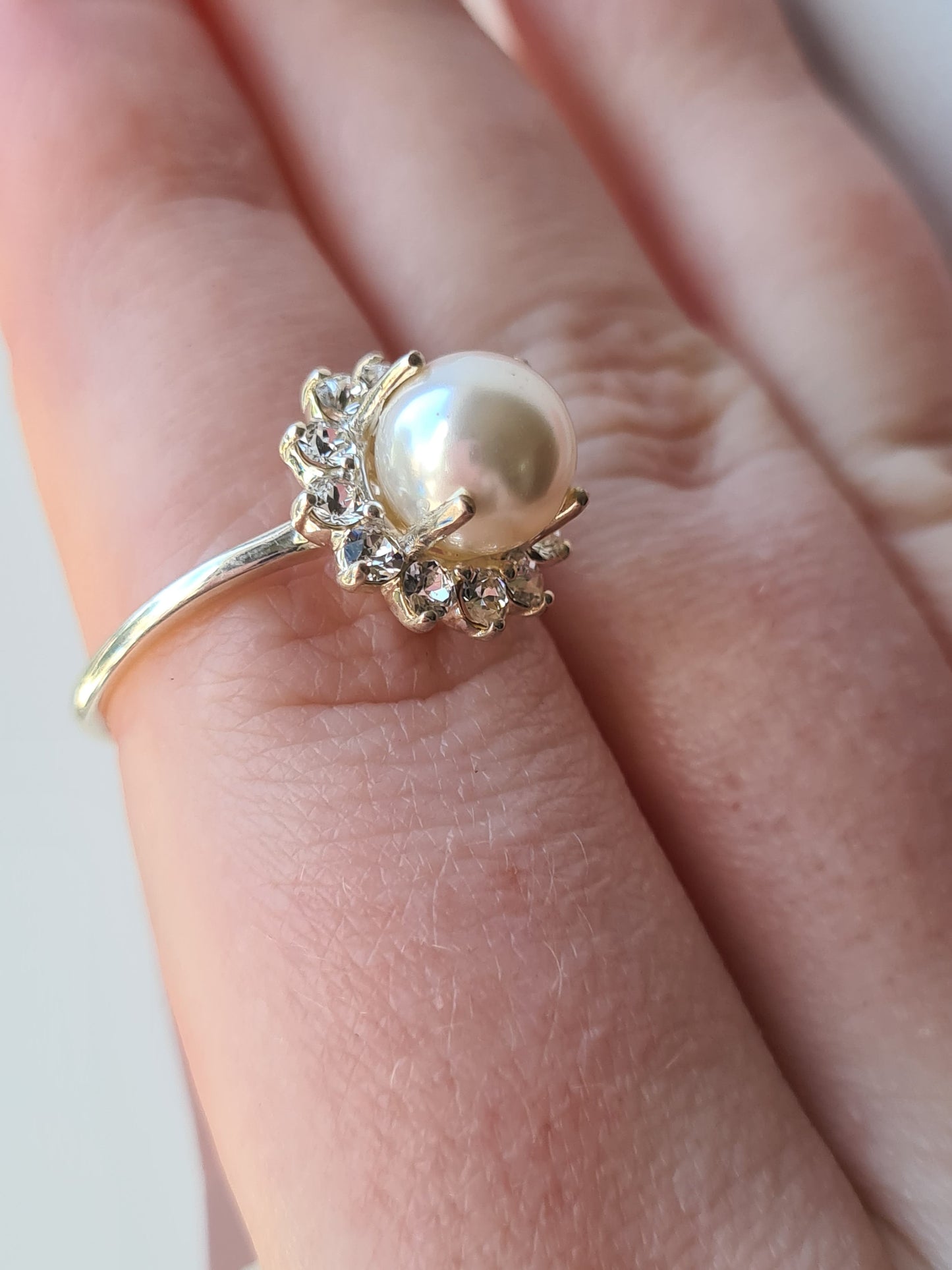 Swarovski Pearl and Zirconia Ring Sterling Silver SIZE N