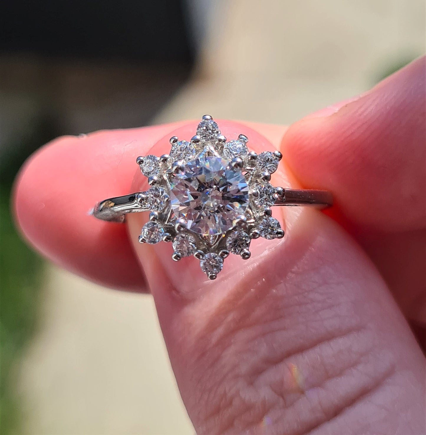 Swarovski Zirconia Floral halo Ring Sterling Silver SIZE N