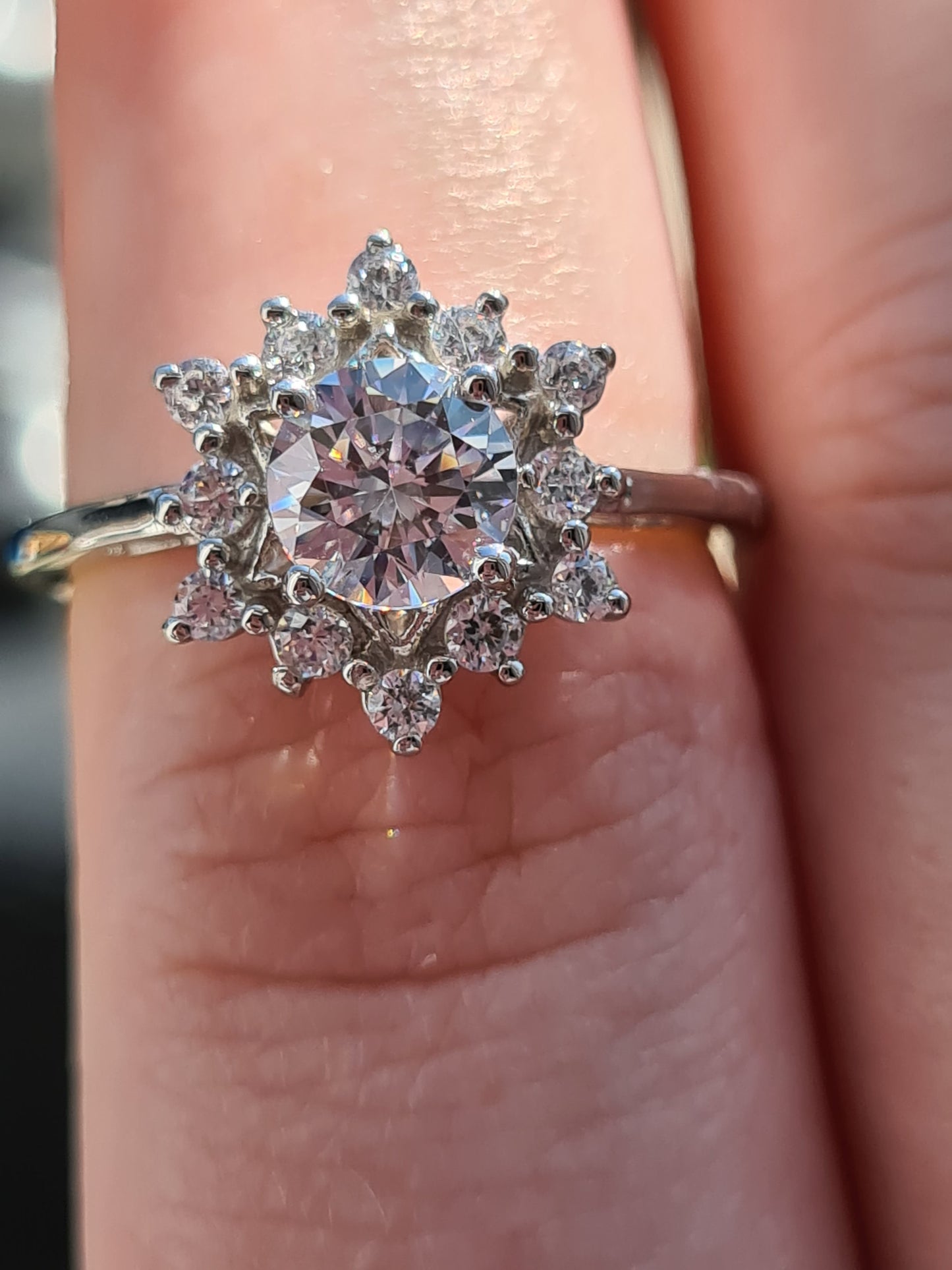 Swarovski Zirconia Floral halo Ring Sterling Silver SIZE N