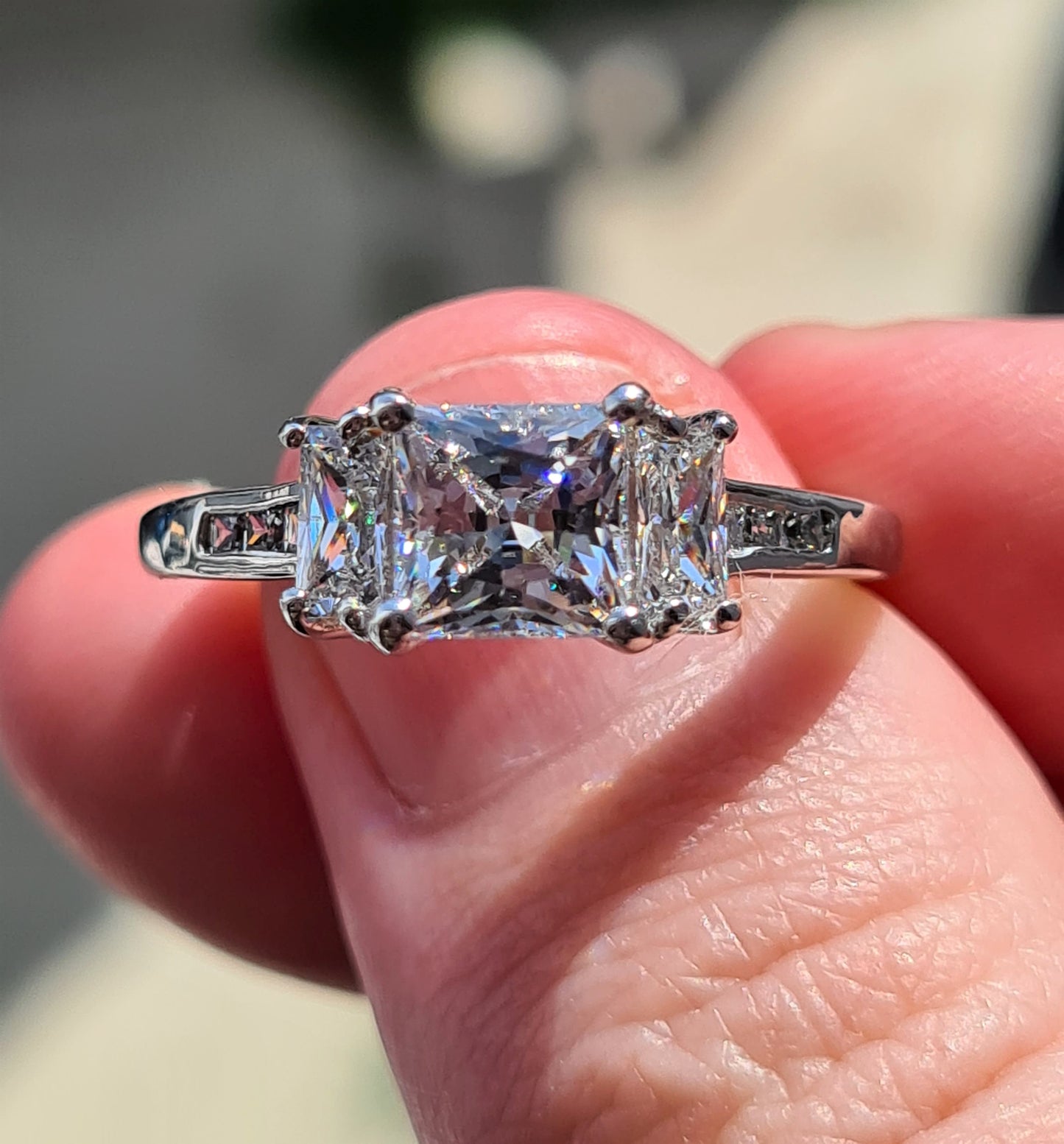 Engagement Style Sterling Silver Swarovski Zirconia Ring SIZE P