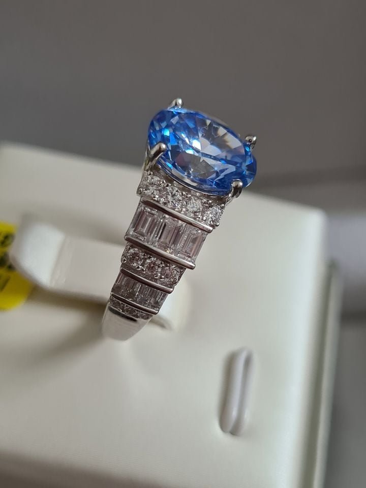 4.130Ct Blue And White Swarovski Zirconia Ring 925 sterling silver SIZE O