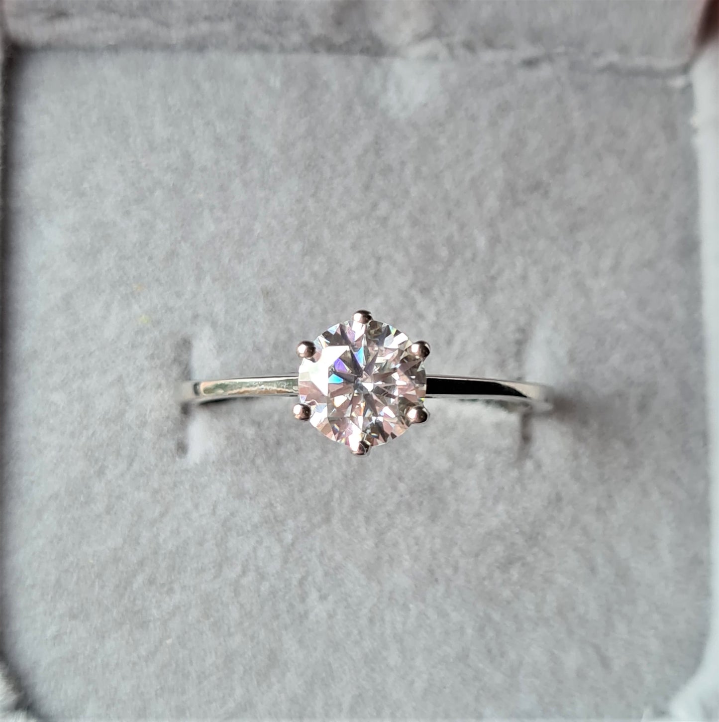 1ct Moissanite Solitaire Ring 925 Sterling Silver SIZE S