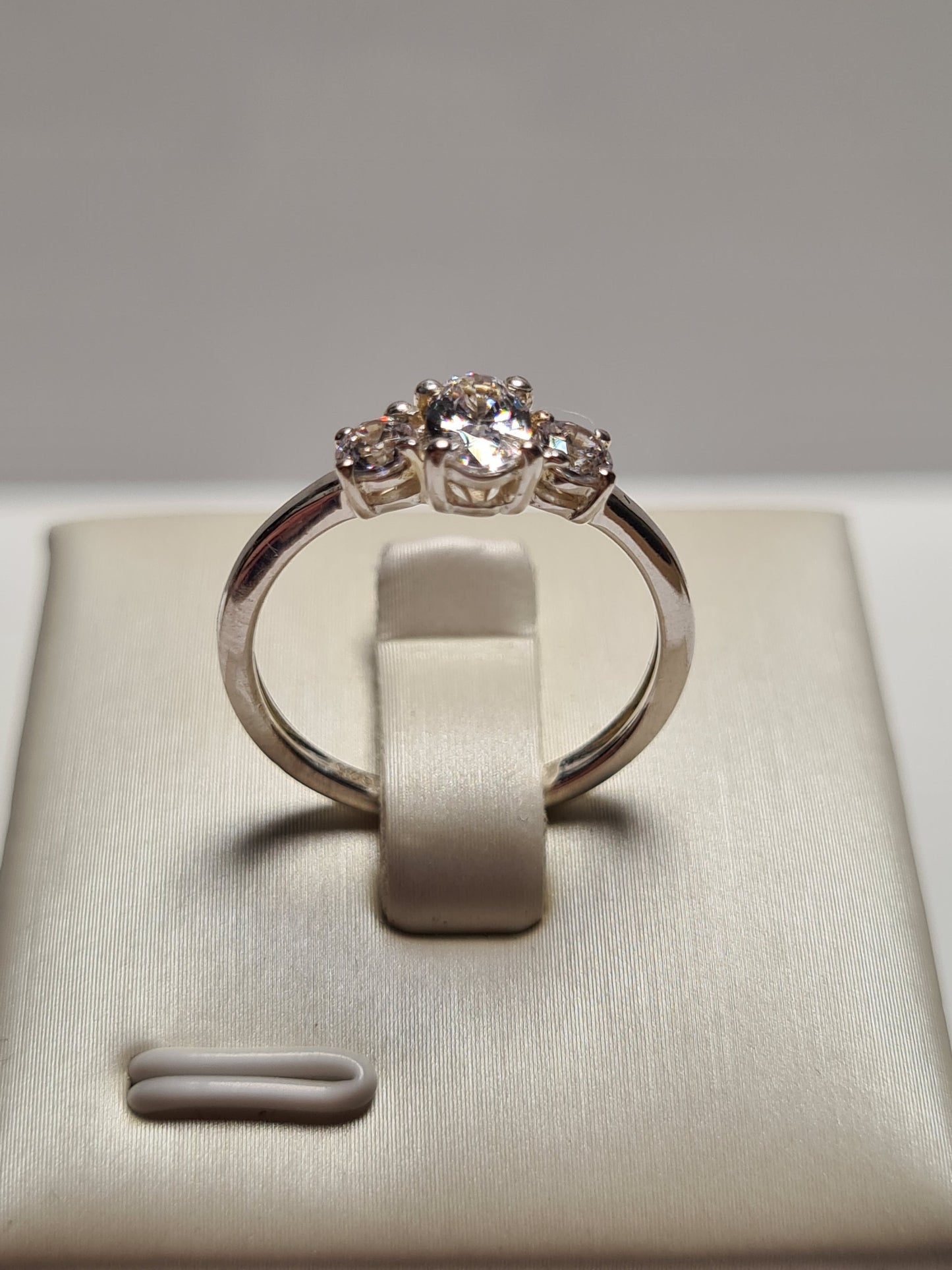 Swarovski Zirconia Engagement Ring 925 Sterling Silver SIZES L,N