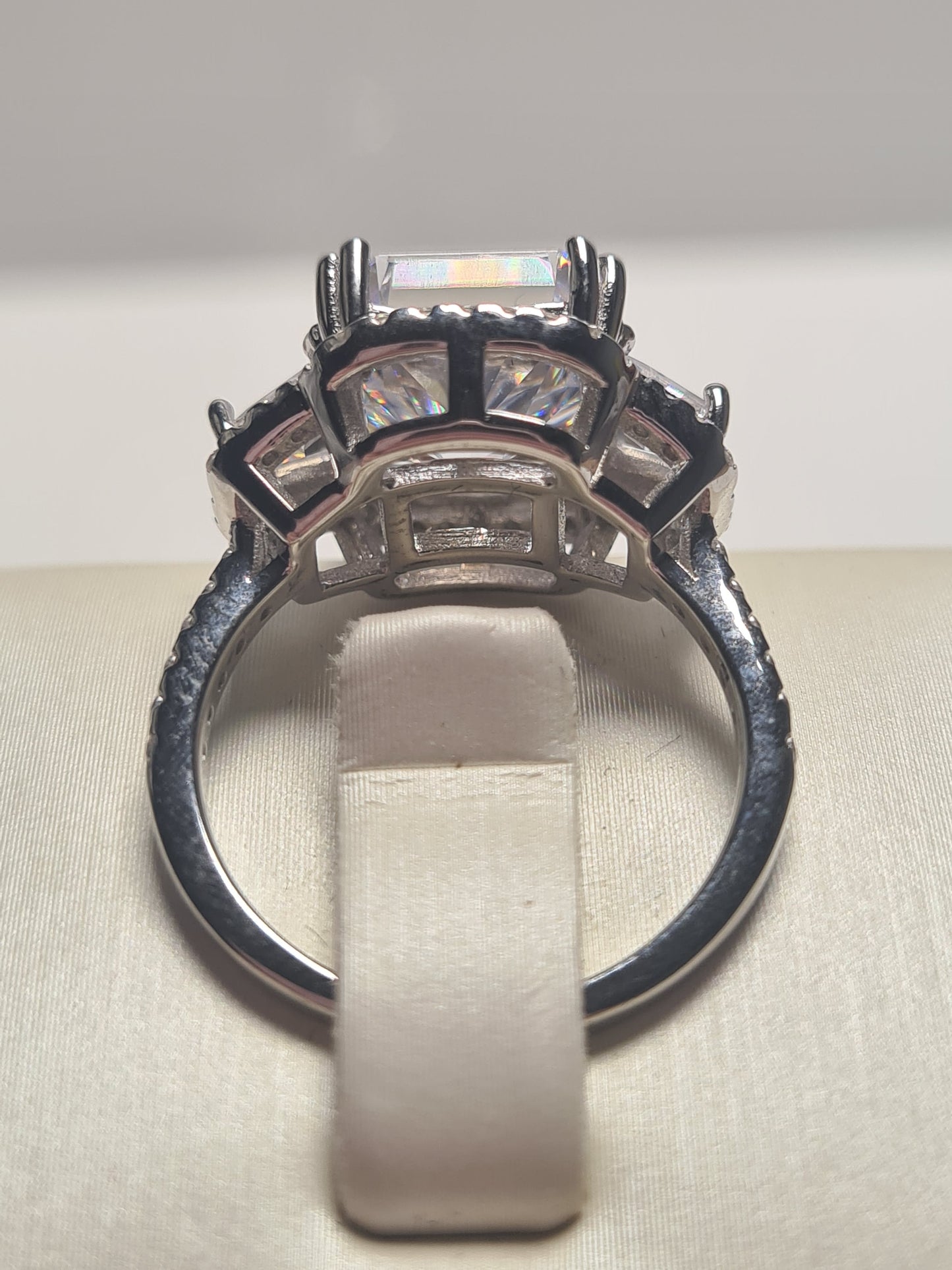 7.80 Ct Simulated Diamond Ring 925 Sterling Silver SIZE L