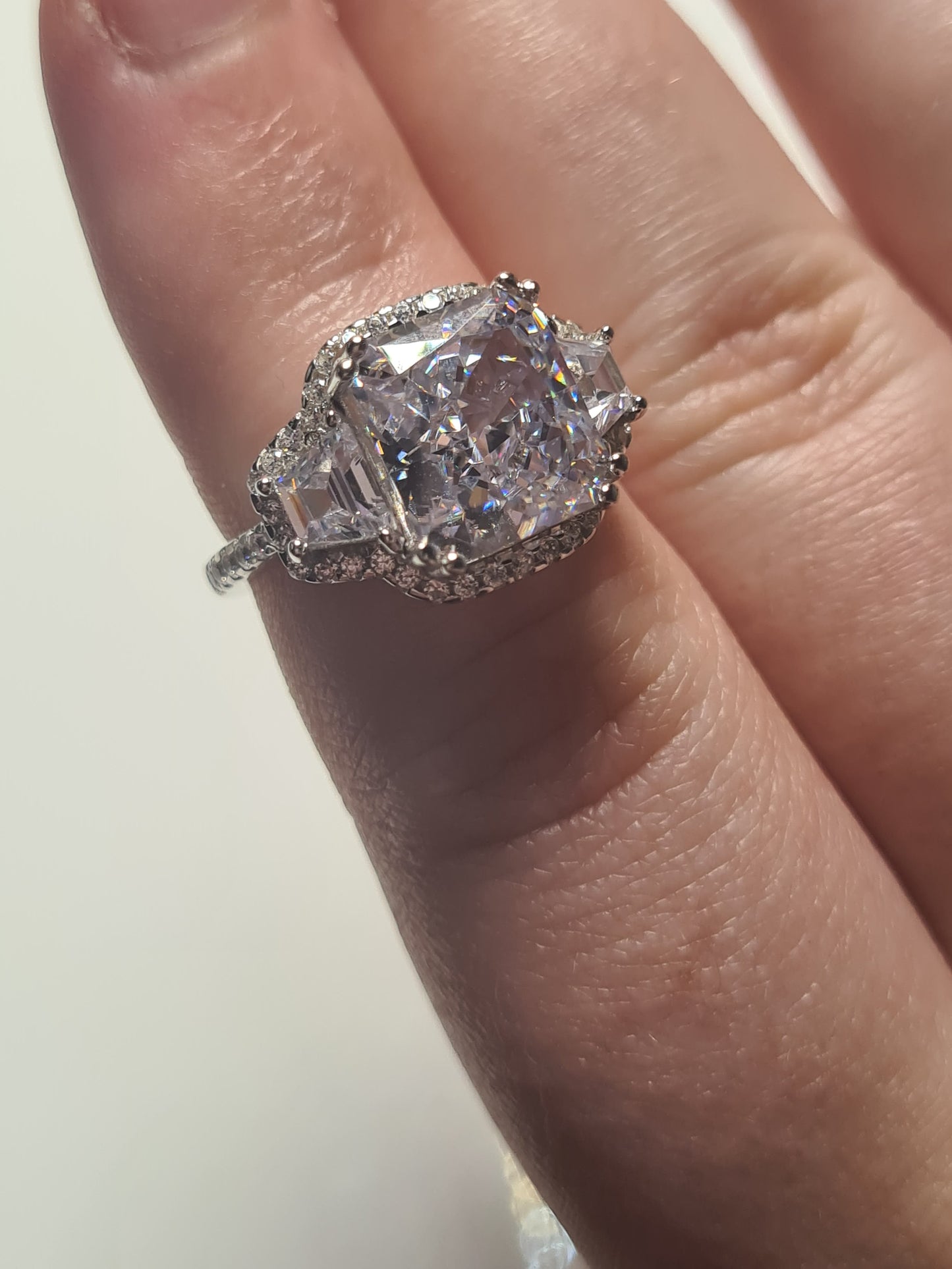 7.80 Ct Simulated Diamond Ring 925 Sterling Silver SIZE L