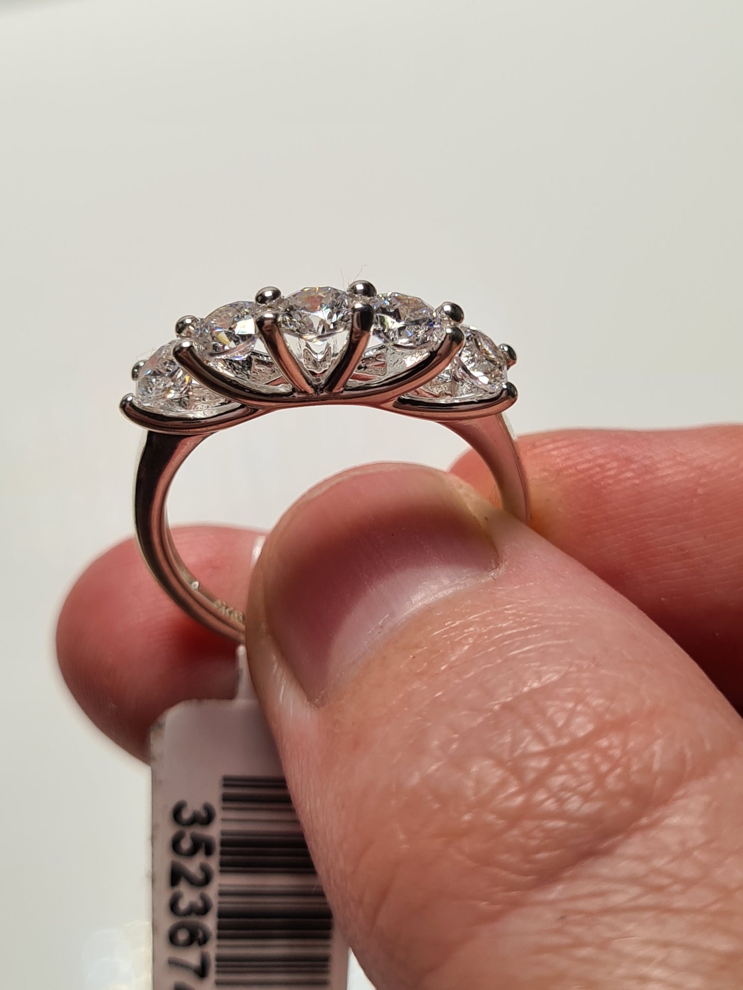 Swarovski Zirconia 5 Stone Ring 925 Sterling Silver SIZE O