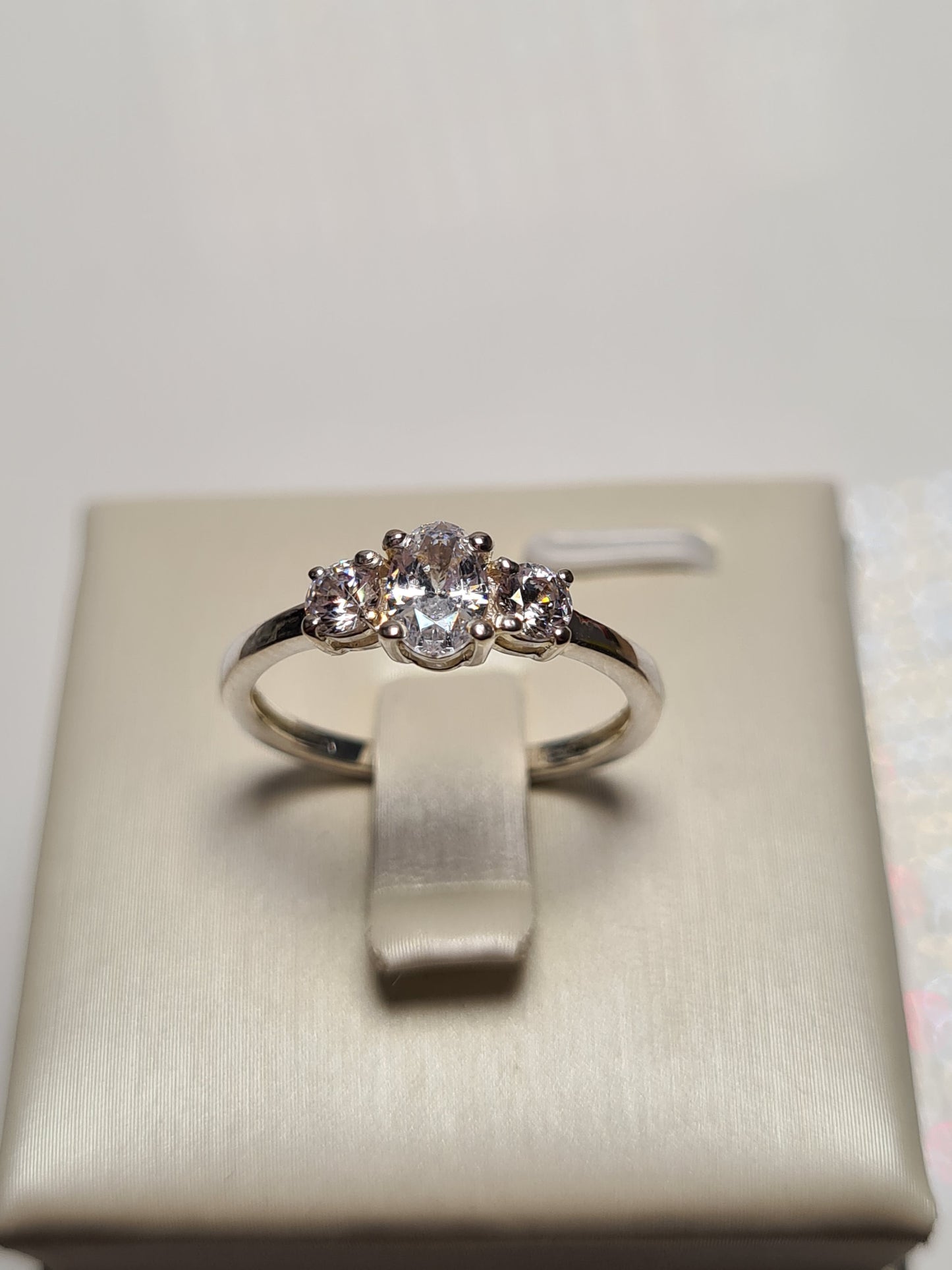 Swarovski Zirconia Engagement Ring 925 Sterling Silver SIZES L,N