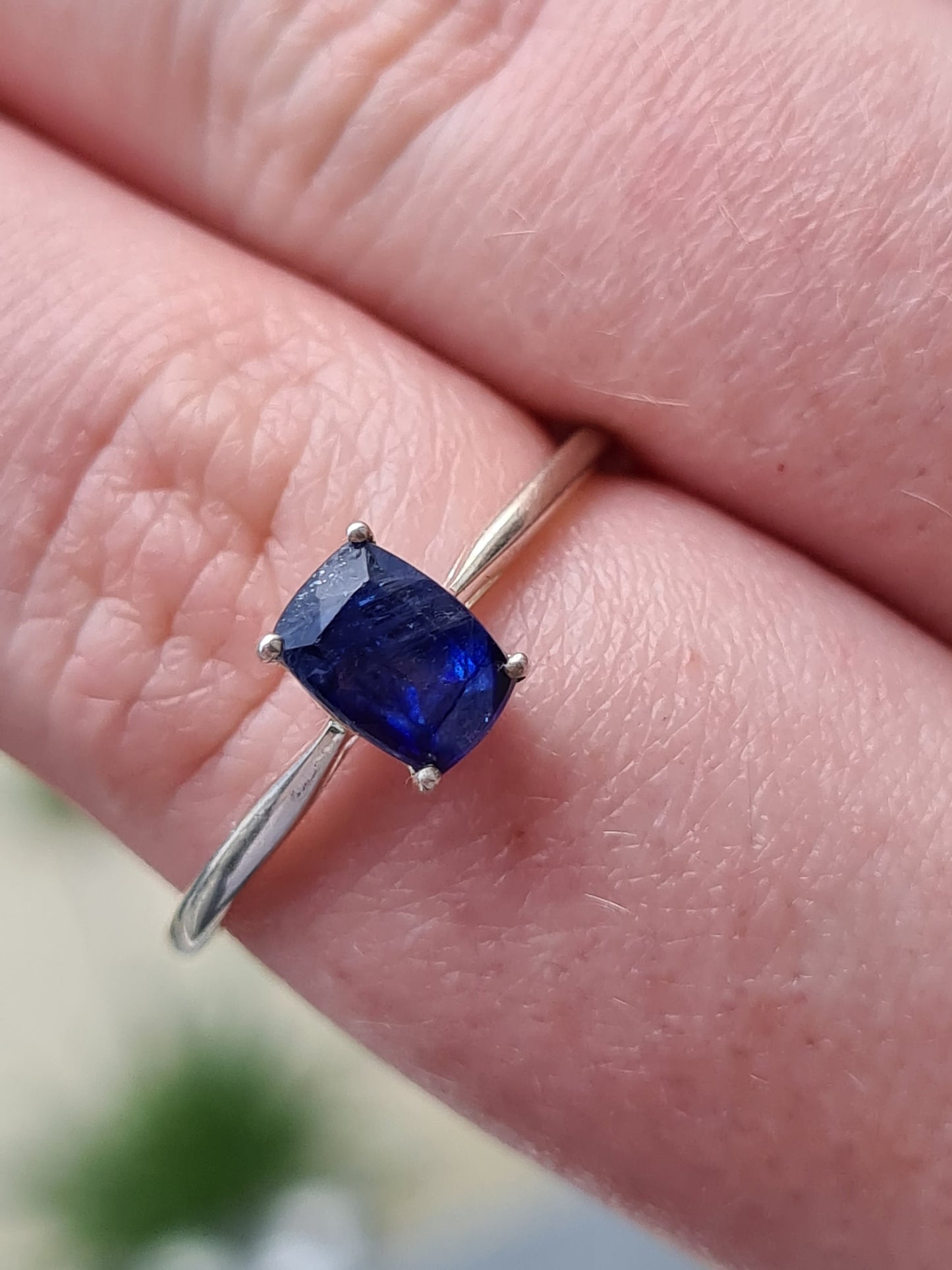 Masoala Sapphire Solitaire Ring sterling silver SIZE T