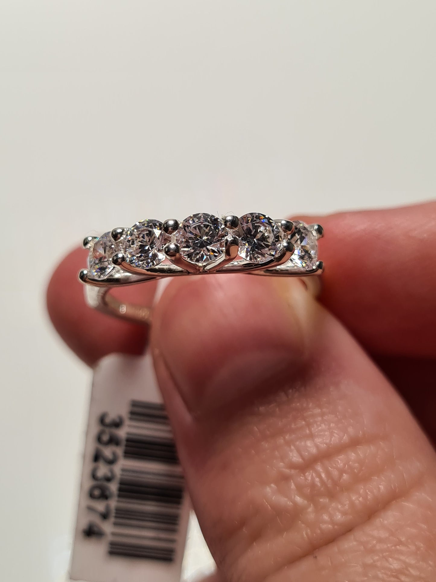 Swarovski Zirconia 5 Stone Ring 925 Sterling Silver SIZE O