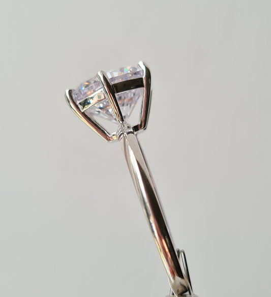 Simulated Diamond Solitaire Ring Set in 925 Sterling Silver SIZE O