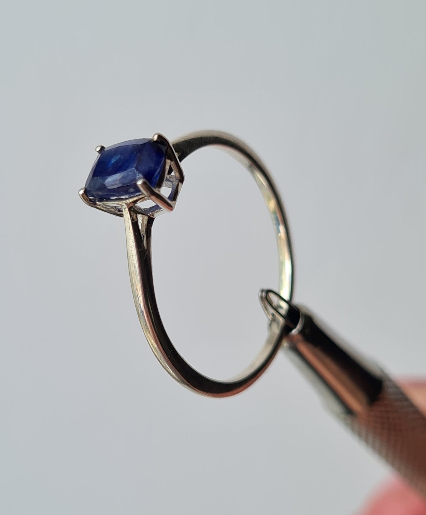 Masoala Sapphire Solitaire Ring sterling silver SIZE T