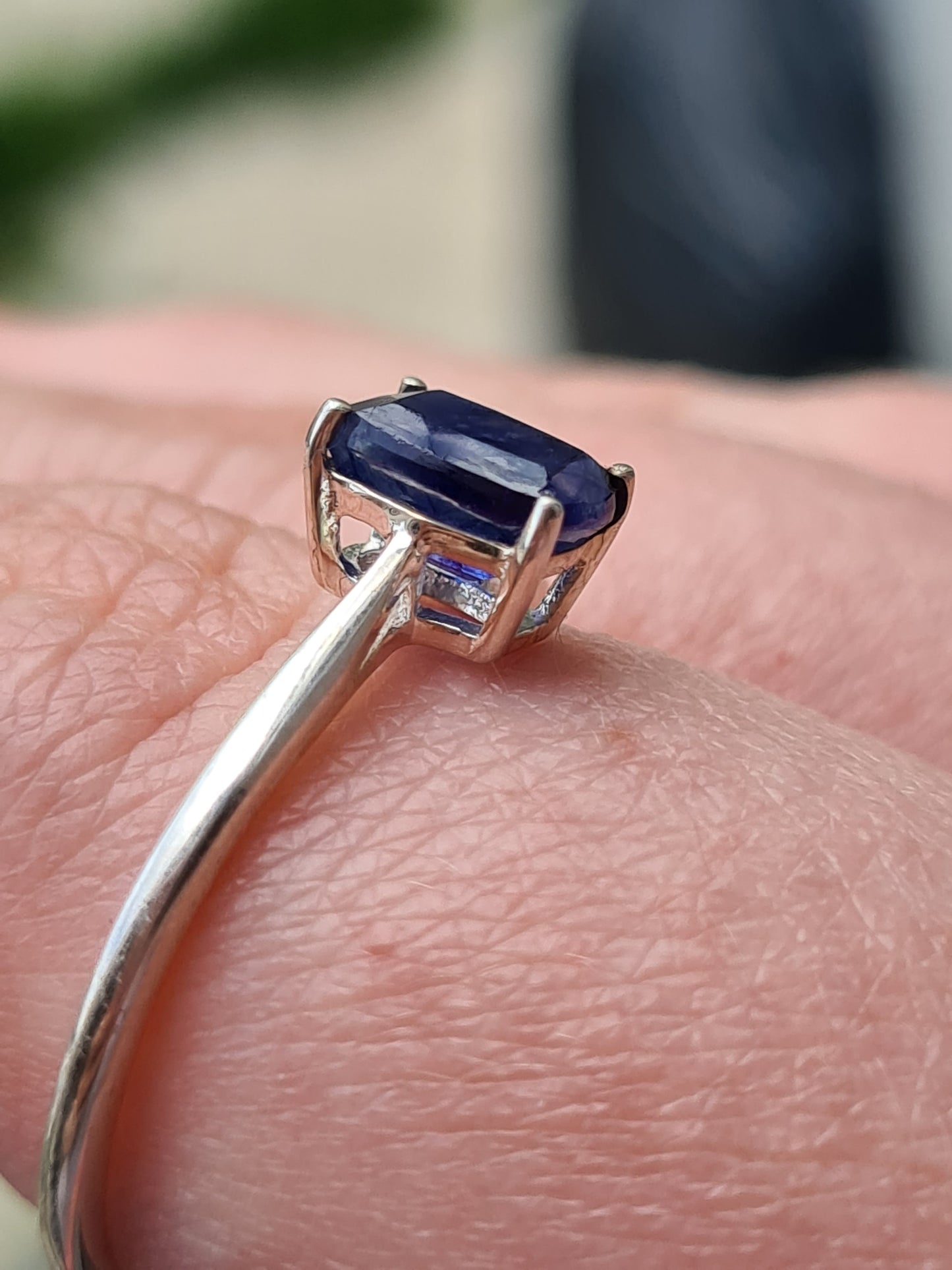 Masoala Sapphire Solitaire Ring sterling silver SIZE T