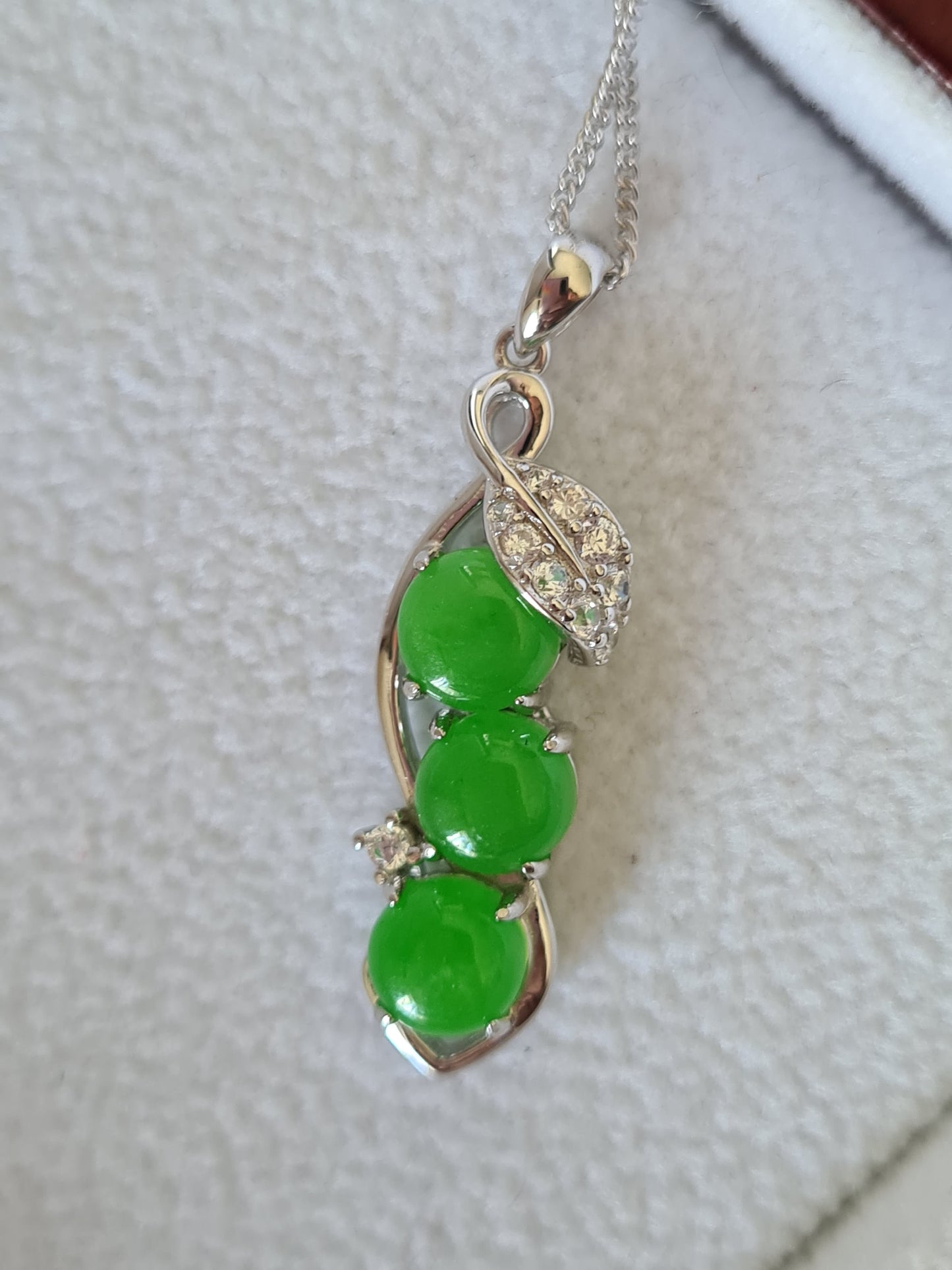 Green Jade and simulated Diamond Necklace 925 Sterling Silver