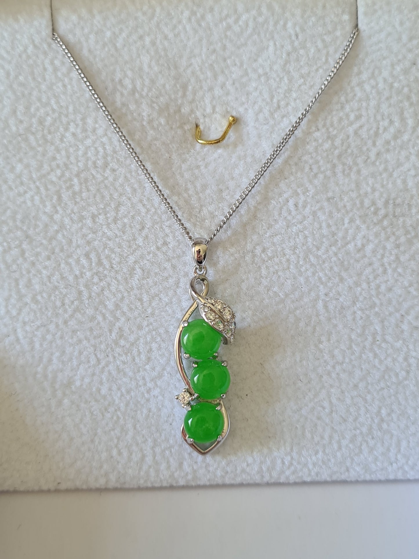 Green Jade and simulated Diamond Necklace 925 Sterling Silver