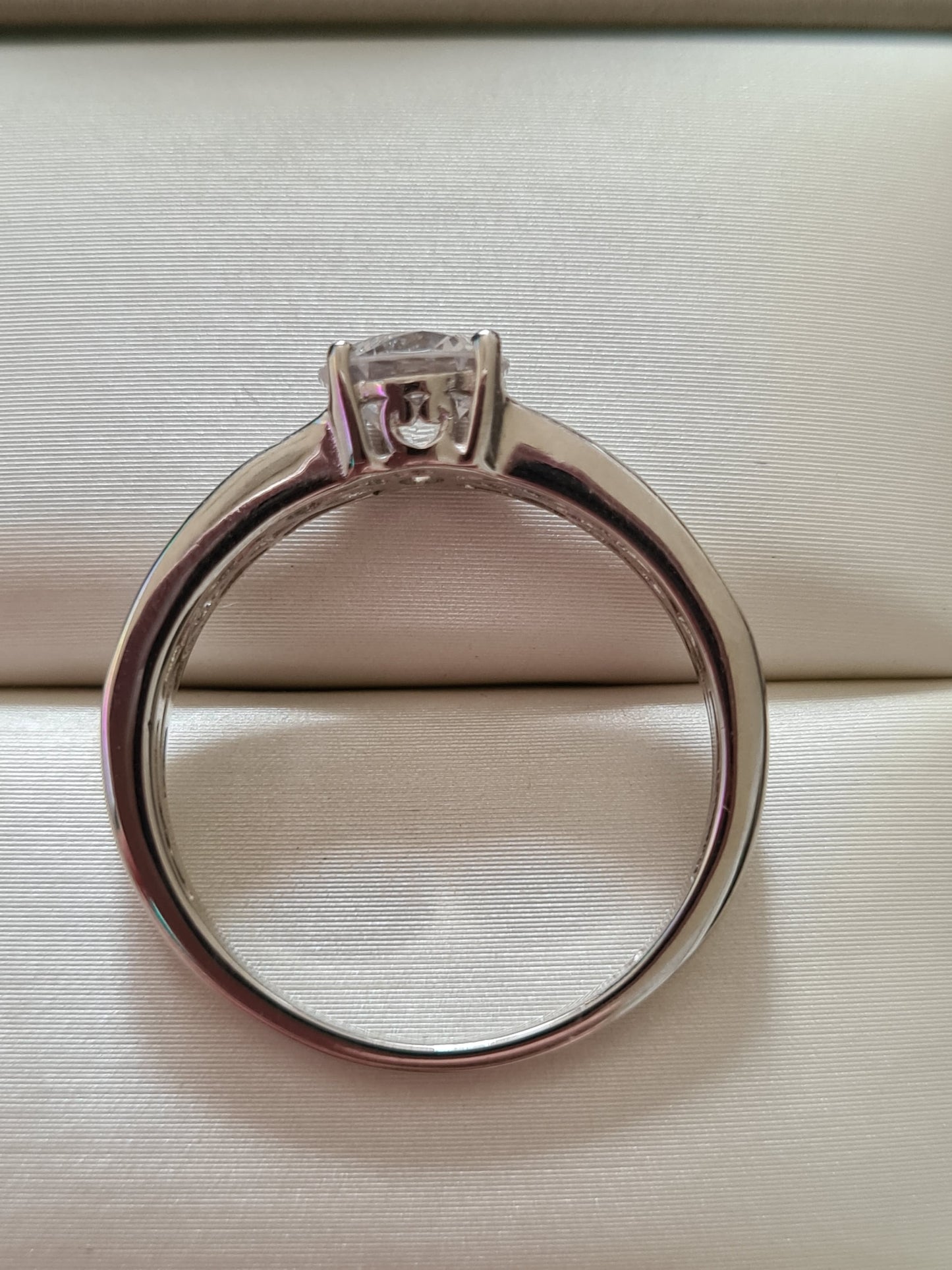 Swarovski Zirconia Engagement Style Ring 925 Sterling Silver SIZE Q