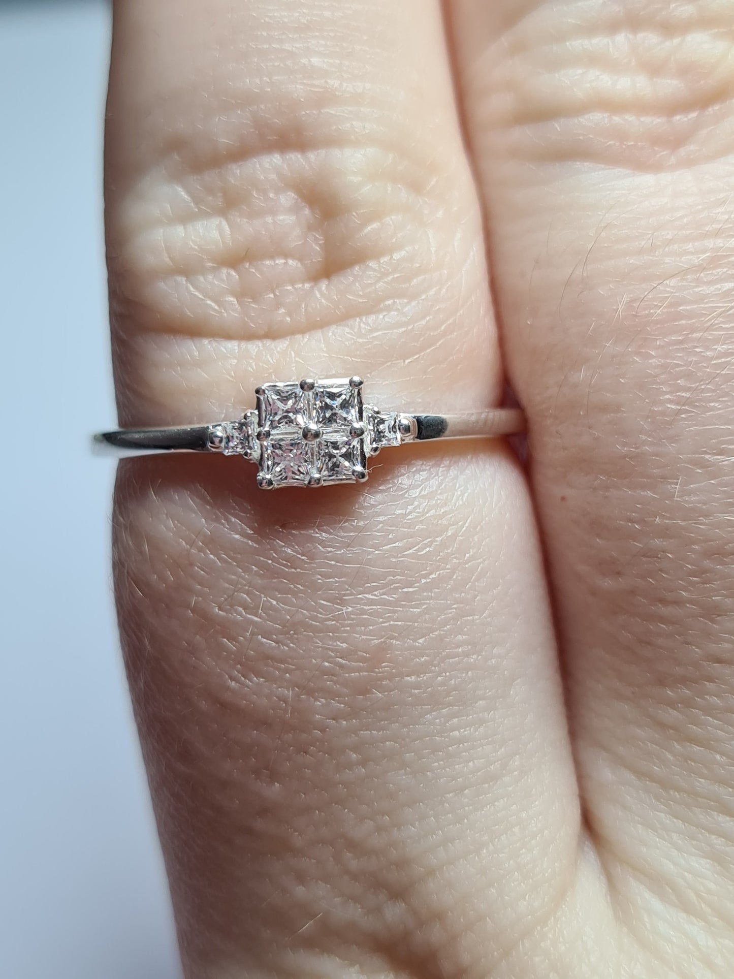 Swarovski Zirconia Elegant Square Cut Ring Sterling Silver Ring SIZES Q,S