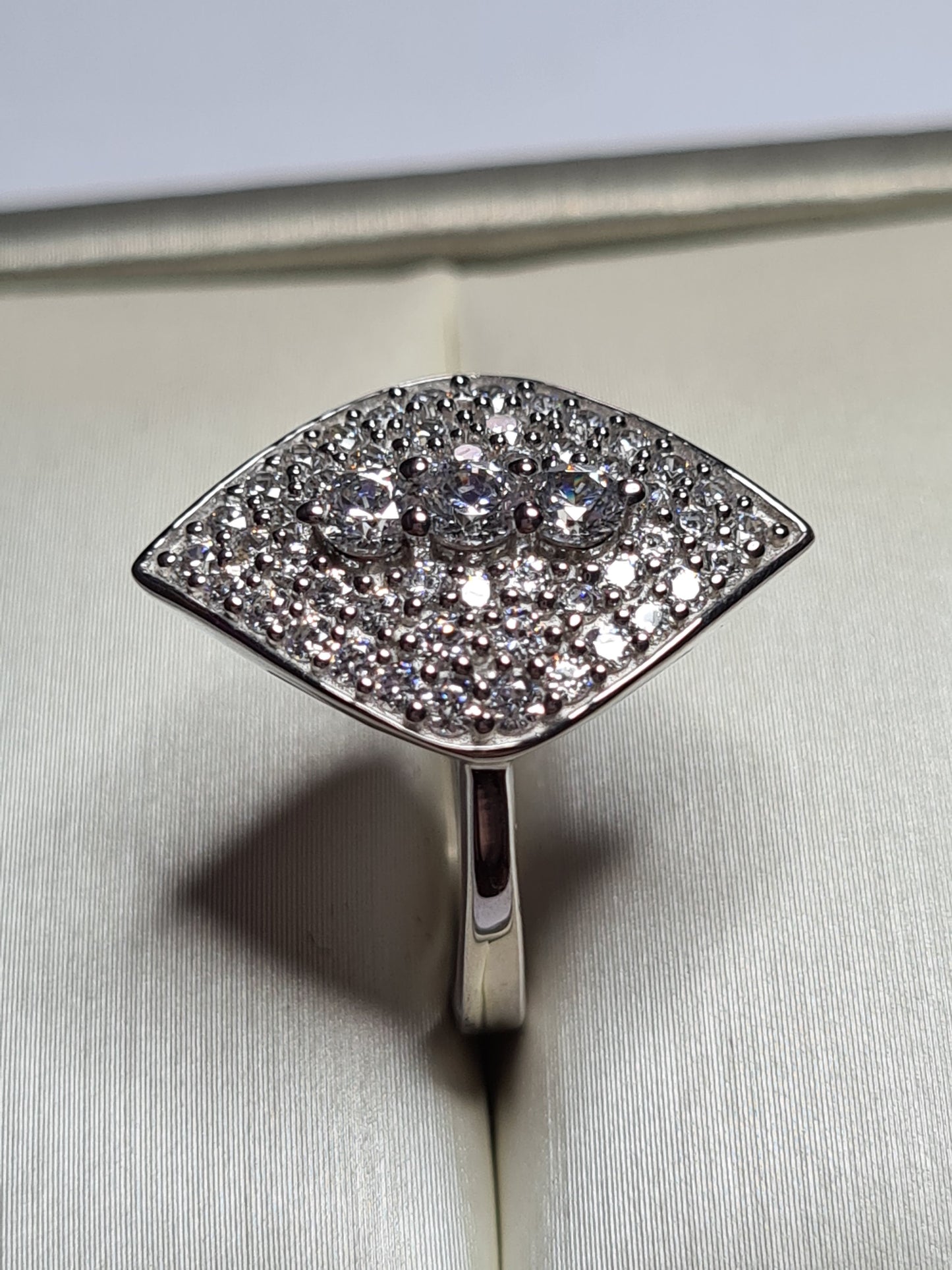 Contemporary Style Swarovski Zirconia Ring Sterling Silver SIZE L