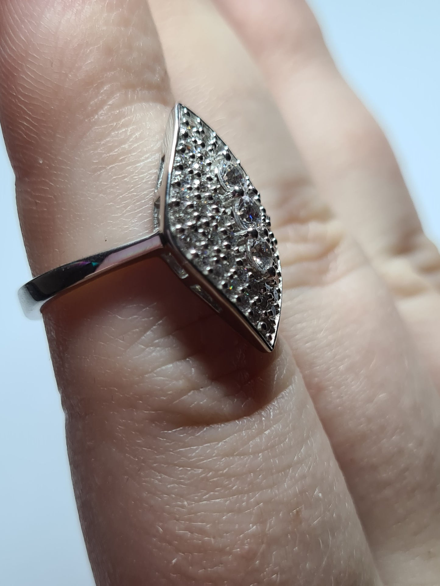 Contemporary Style Swarovski Zirconia Ring Sterling Silver SIZE L