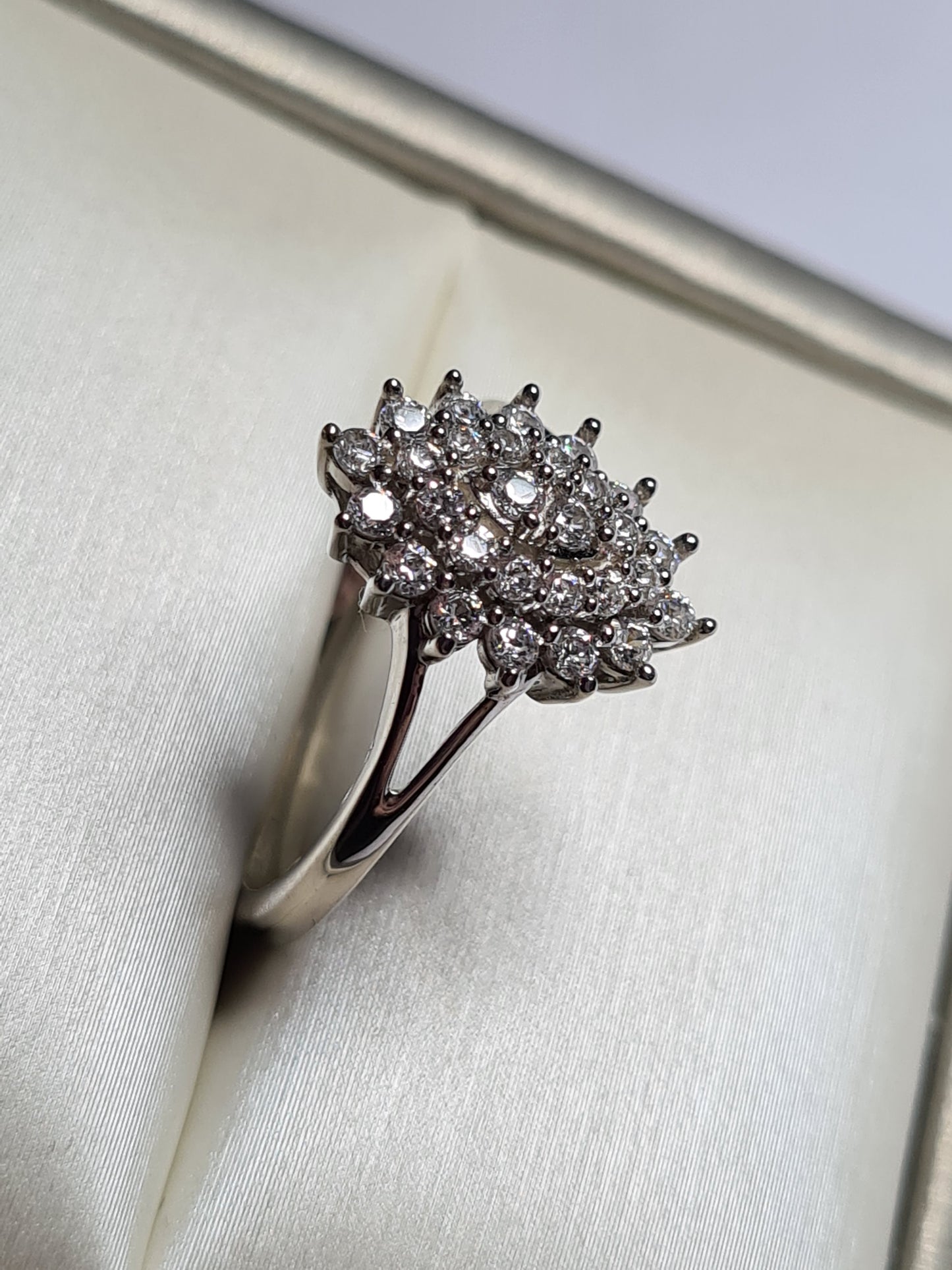 1.01 Ct Swarovski Zirconia Cluster Ring Sterling Silver SIZE N