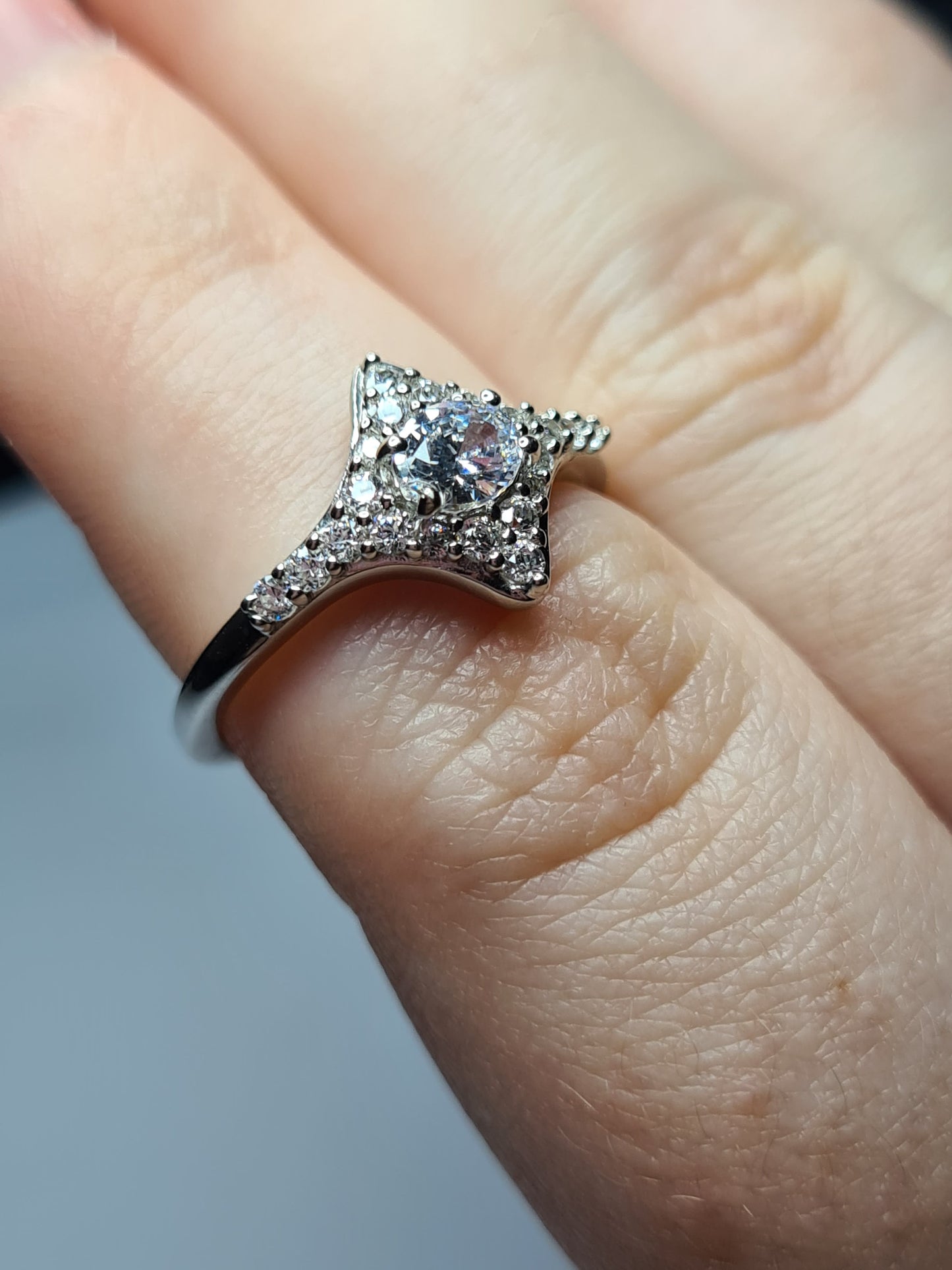 1.12 Ct Cluster Swarovski Zirconia Sterling Silver Ring SIZE M