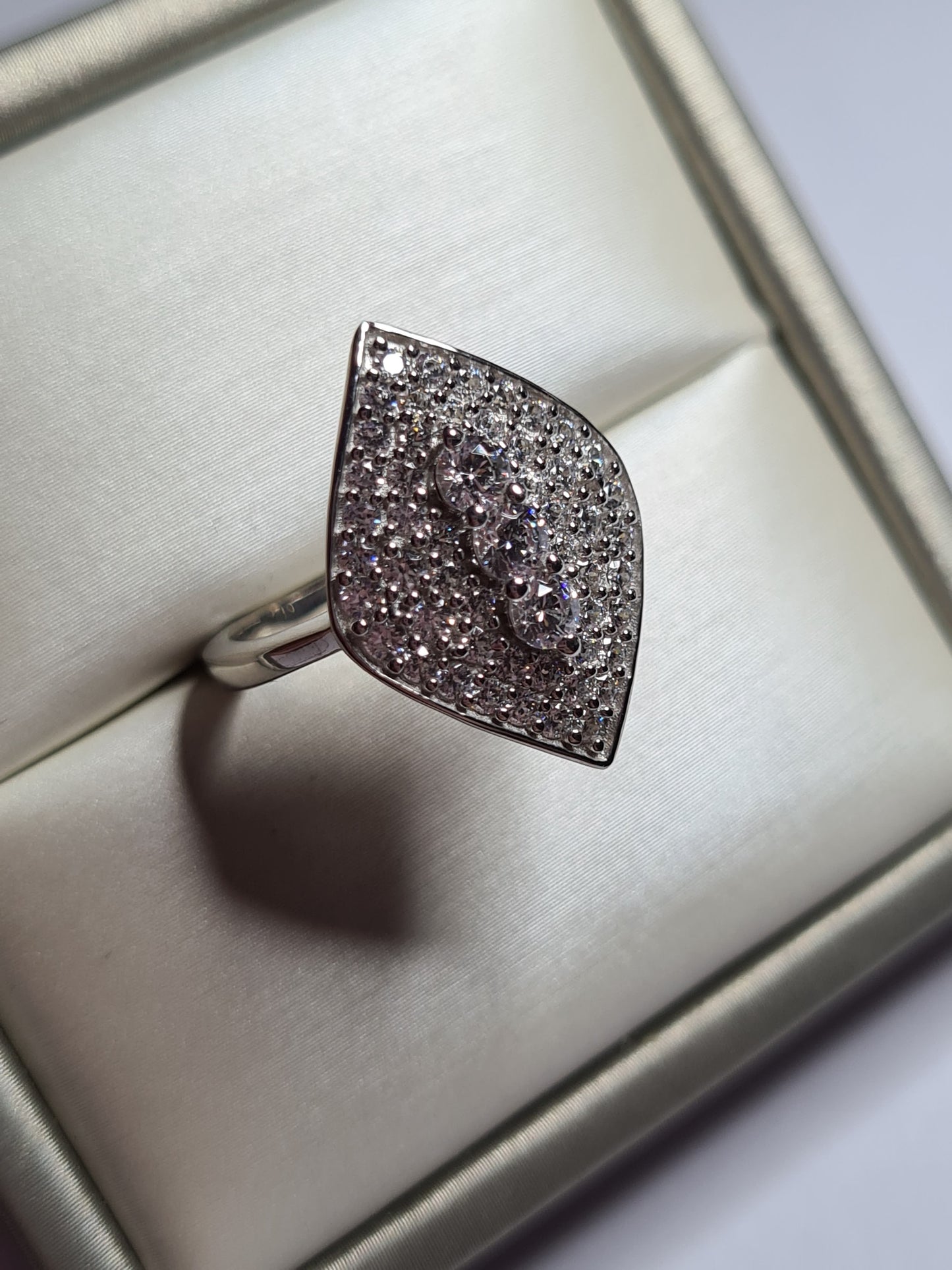 Contemporary Style Swarovski Zirconia Ring Sterling Silver SIZE L