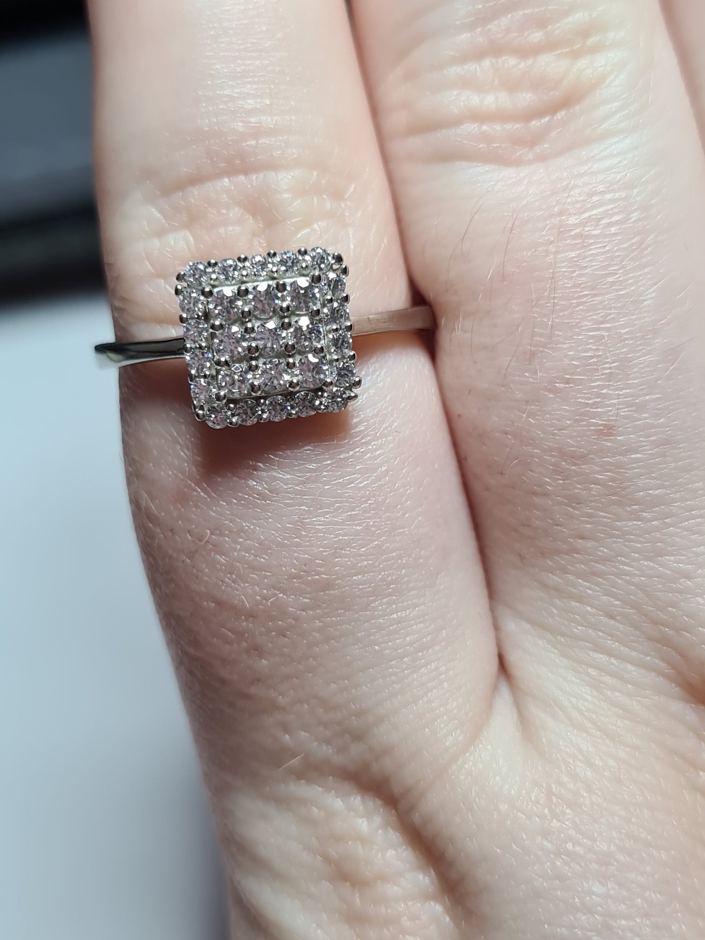 Swarovski Zirconia Cluster Ring Sterling Silver SIZE S