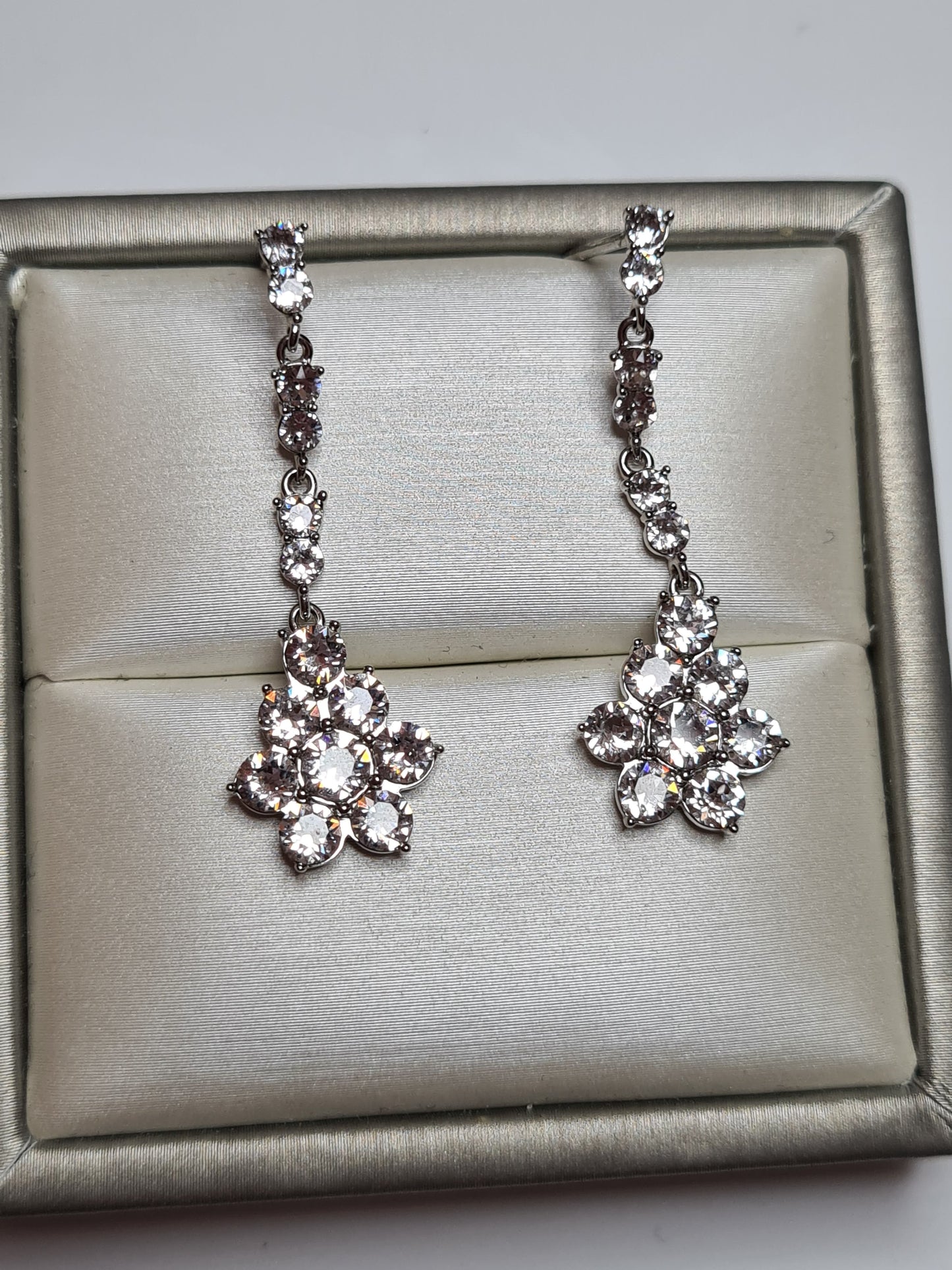 Swarovski White Crystal Drop Earrings set in 925 sterling silver