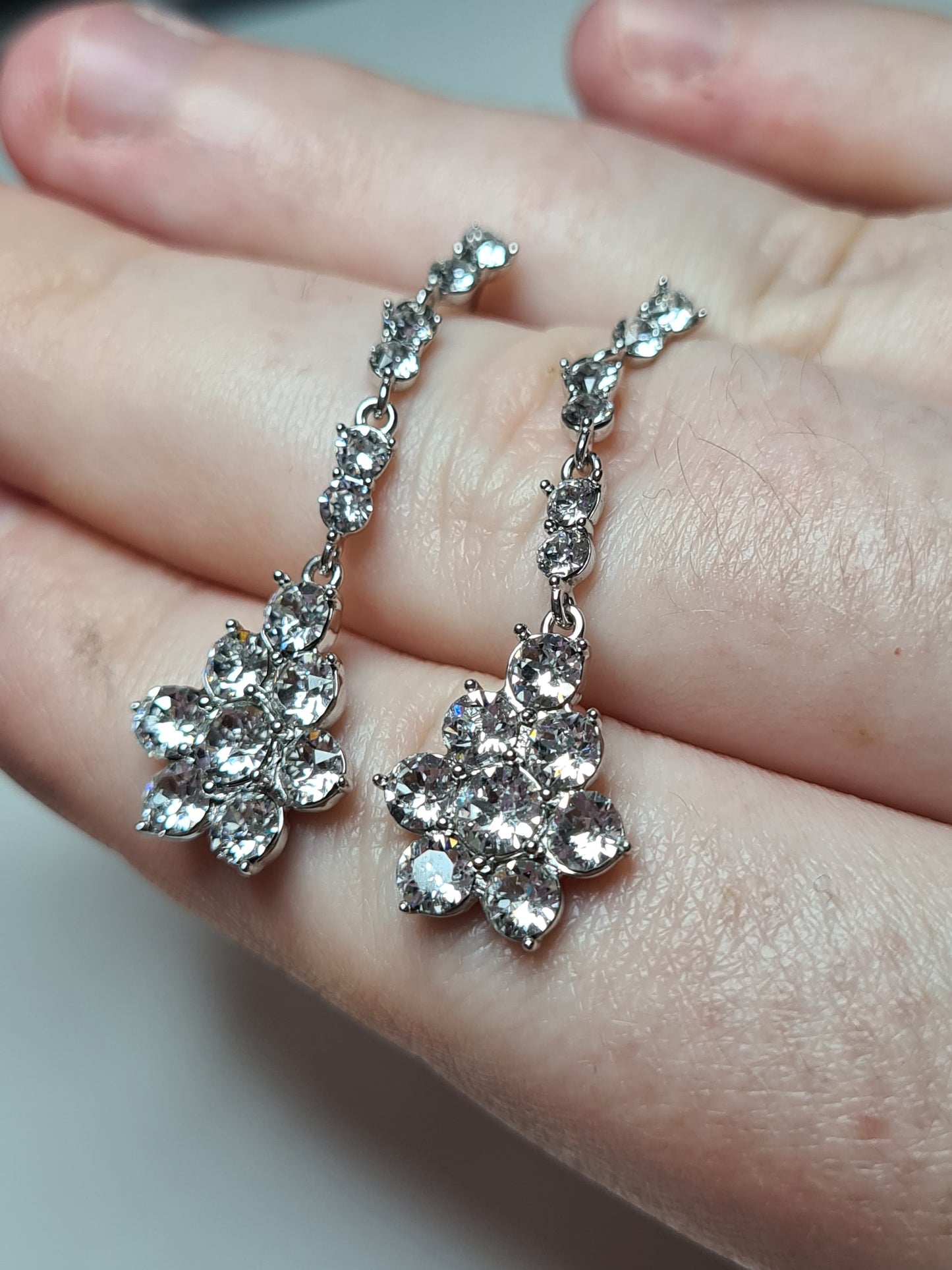 Swarovski White Crystal Drop Earrings set in 925 sterling silver