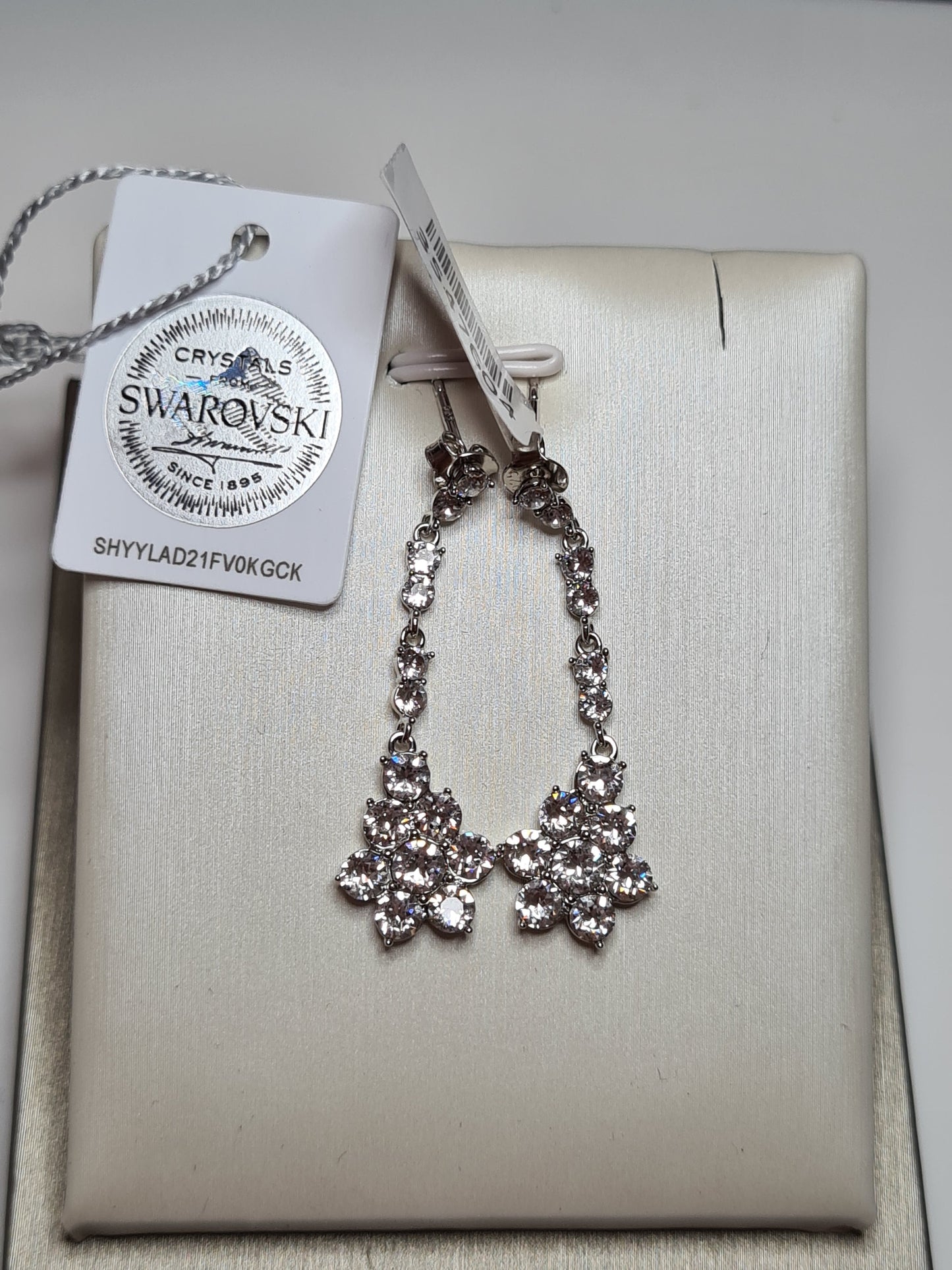 Swarovski White Crystal Drop Earrings set in 925 sterling silver