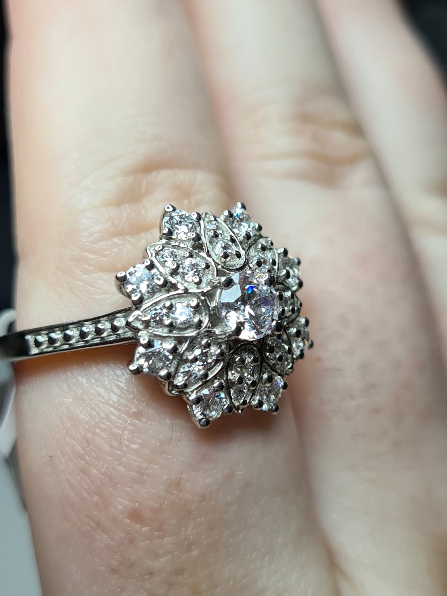 Swarovski Zirconia Cocktail Flower Ring Sterling Silver SIZE S