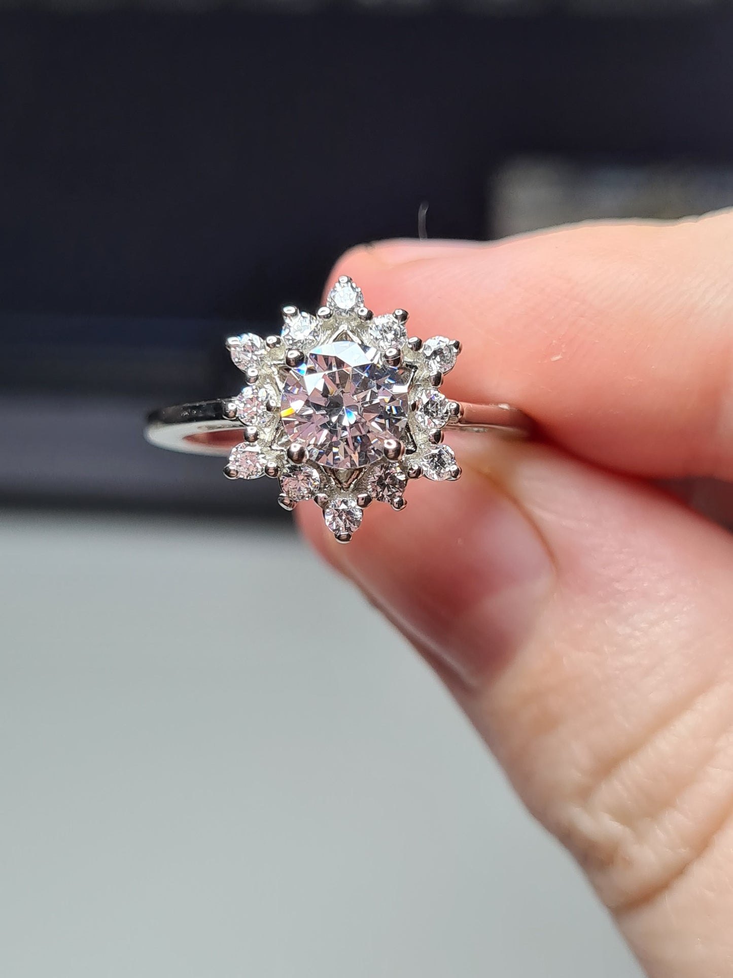 Swarovski Zirconia Floral halo Ring Sterling Silver SIZE N