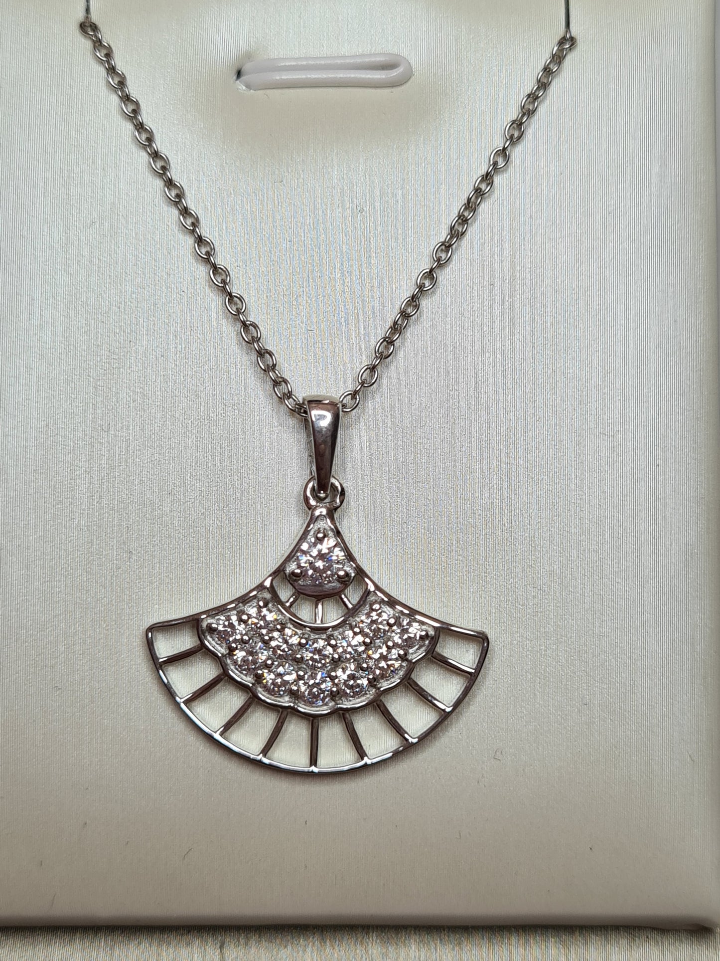 Swarovski Zirconia Unique Fan Style Necklace Set in 925 Sterling Silver