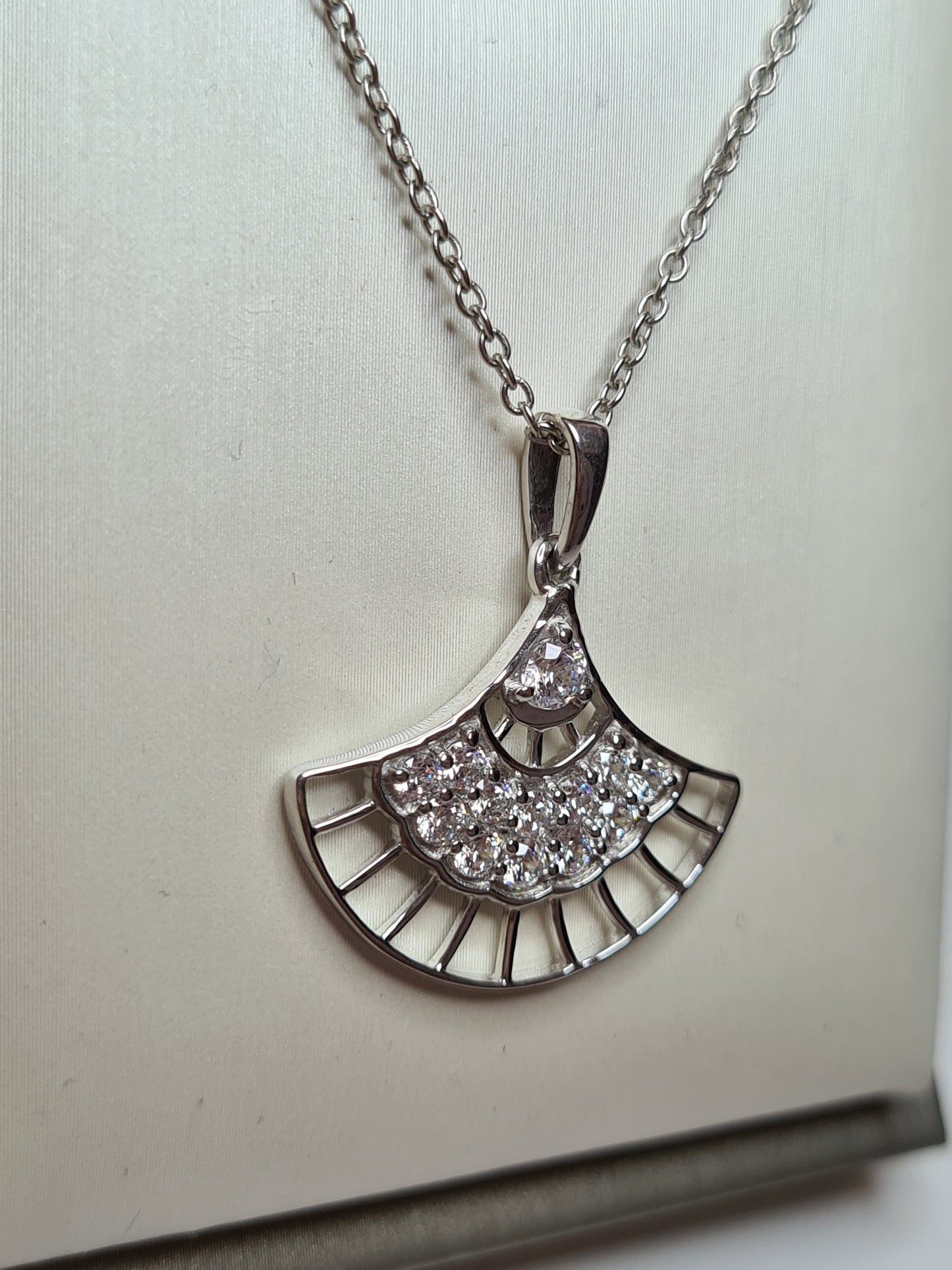 Swarovski Zirconia Unique Fan Style Necklace Set in 925 Sterling Silver