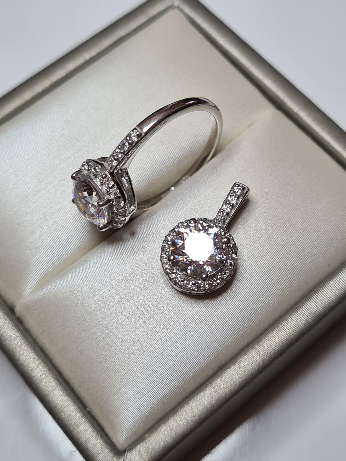 2 Piece Set SWAROVSKI ZIRCONIA Pendant And Ring Set in Sterling Silver RING SIZES L, N, Q