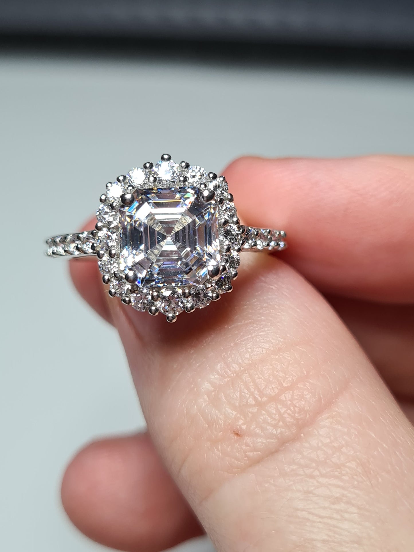 Swarovski Zirconia Halo Ring 925 Sterling Silver SIZE N