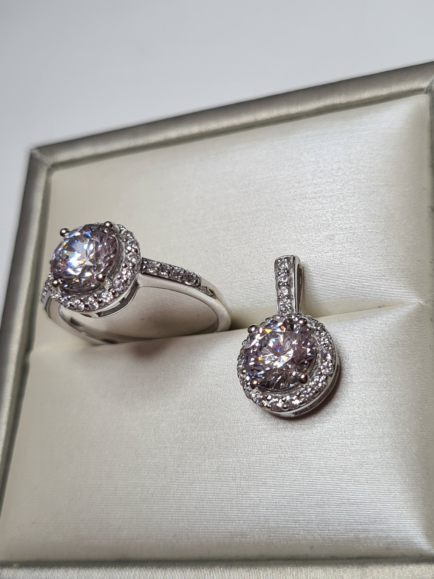 2 Piece Set SWAROVSKI ZIRCONIA Pendant And Ring Set in Sterling Silver RING SIZES L, N, Q