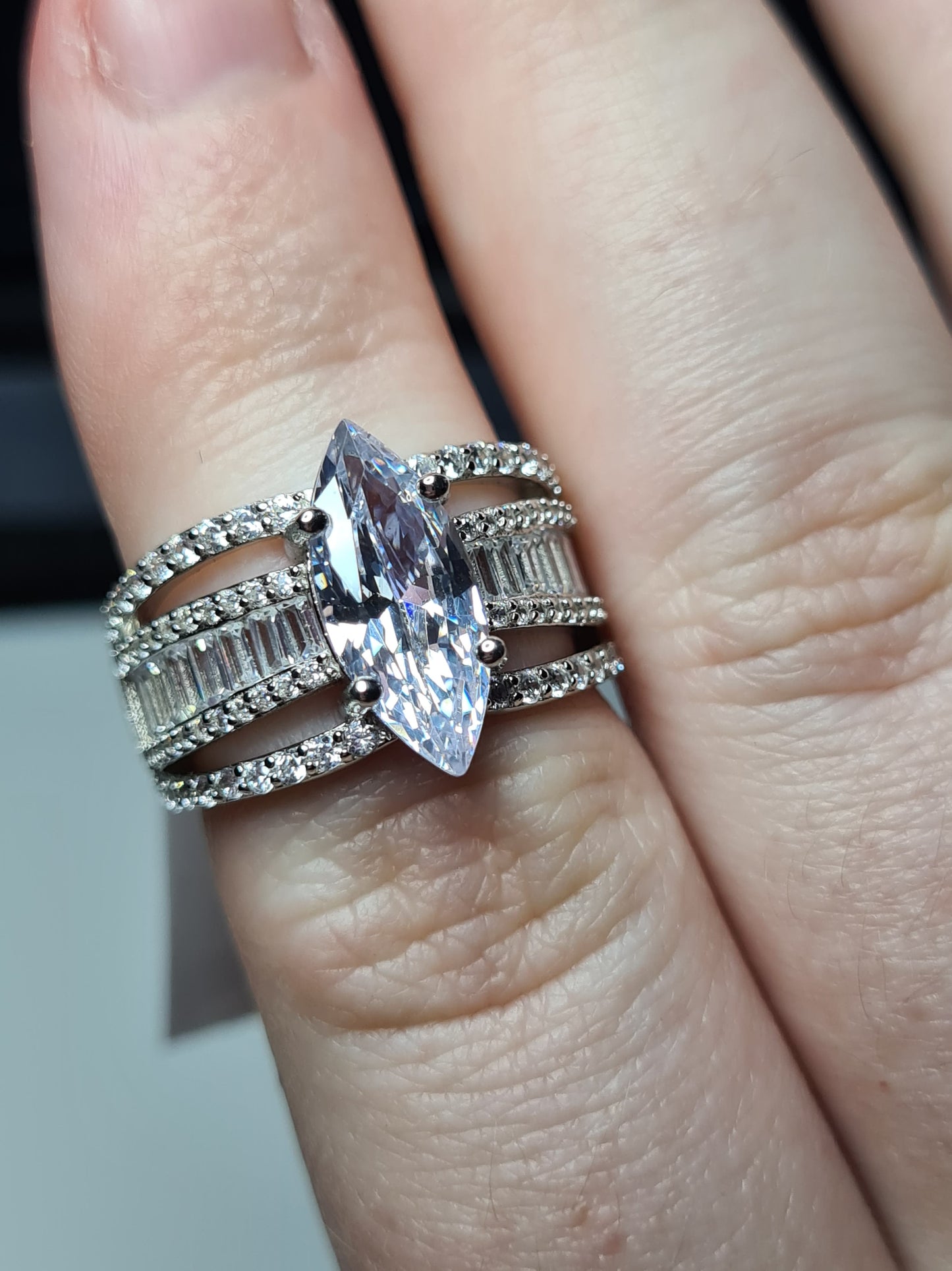 AAA Marquise Simulated Diamond Ring 925 Sterling Silver SIZE L