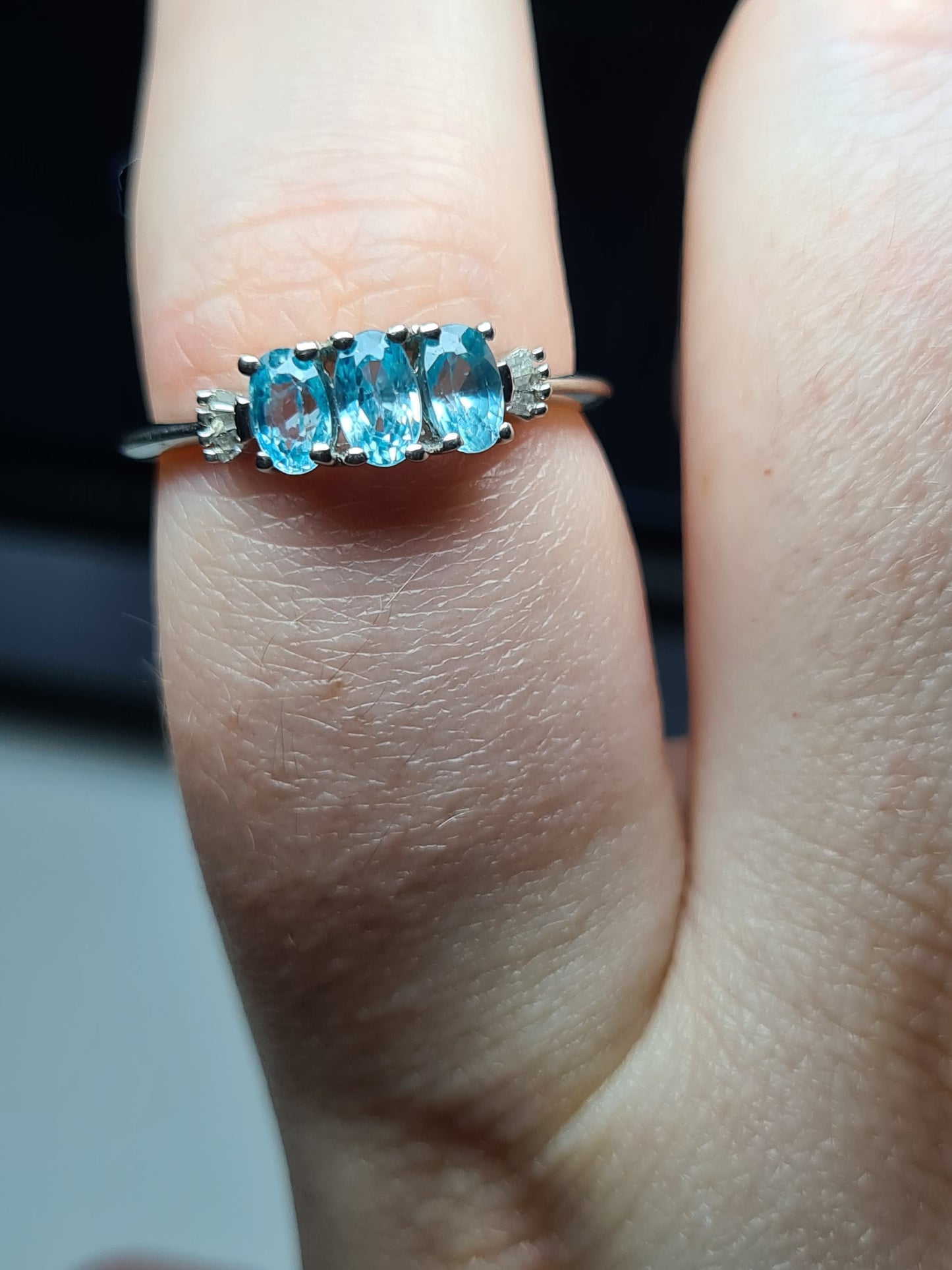 Ratanakiri Blue Zircon and Natural Diamond Ring 925 Sterling Silver SIZES L ,N, P