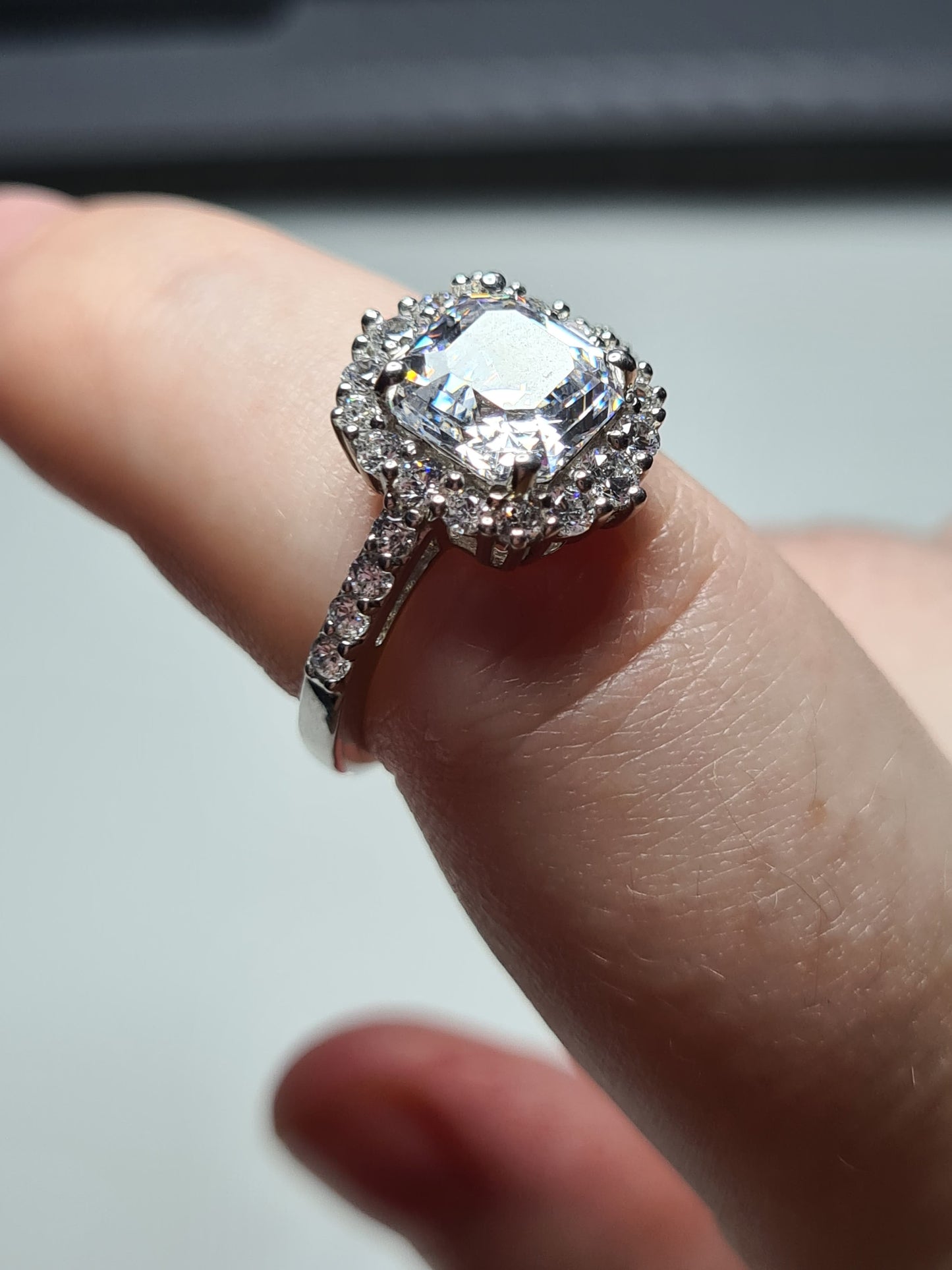 Swarovski Zirconia Halo Ring 925 Sterling Silver SIZE N